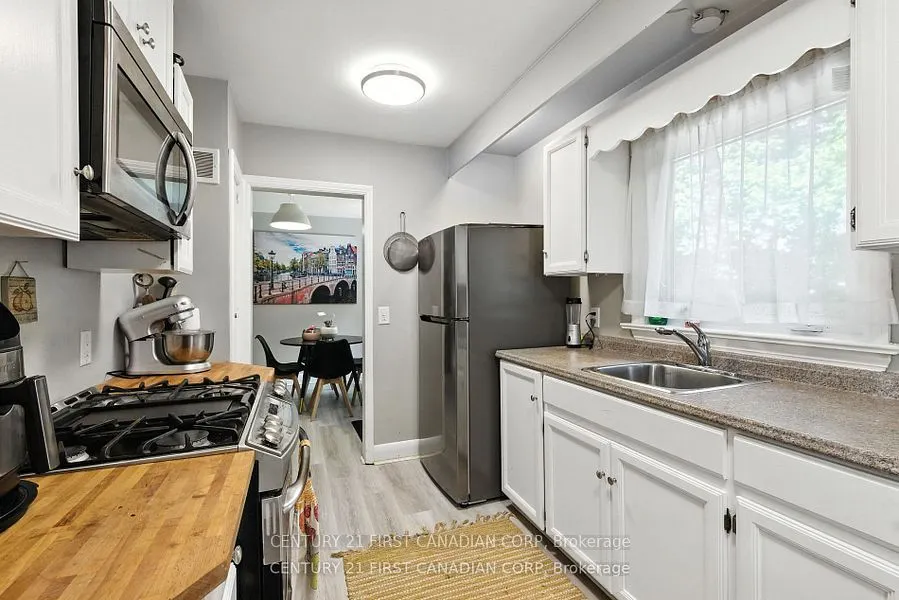 330 GLENROSE Drive
