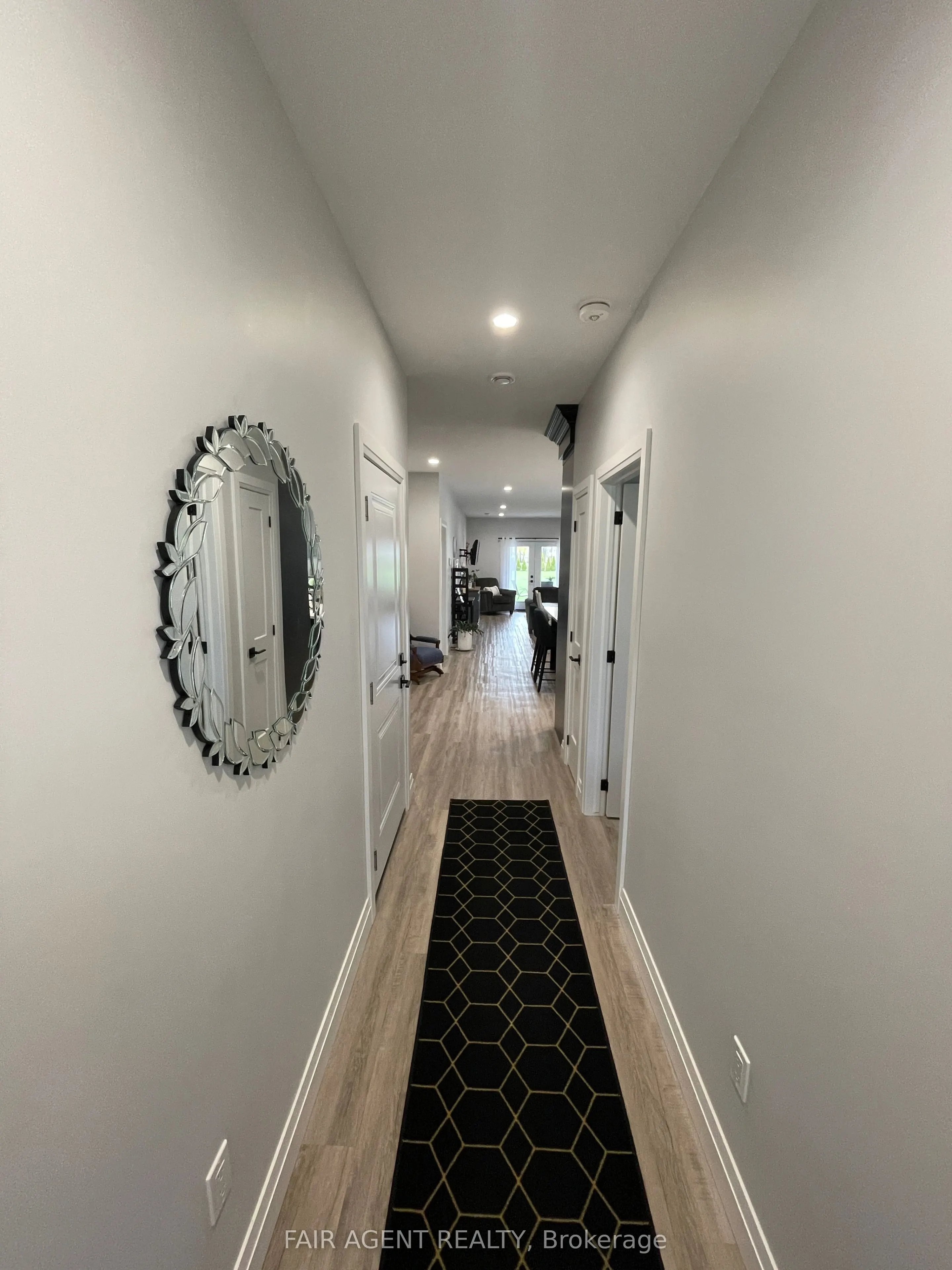 255 Albert Street, #2