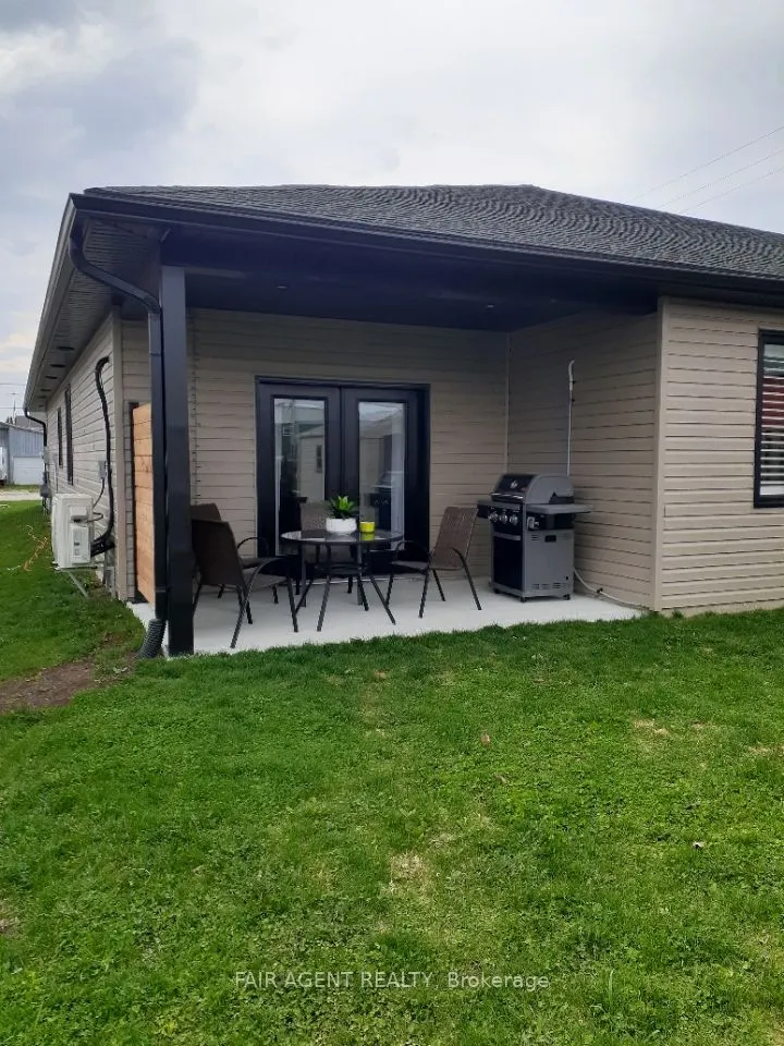 255 Albert Street, #2