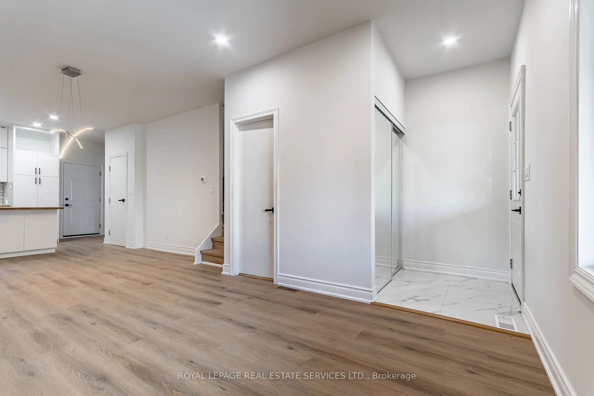 286 Cumberland Avenue, #Upper