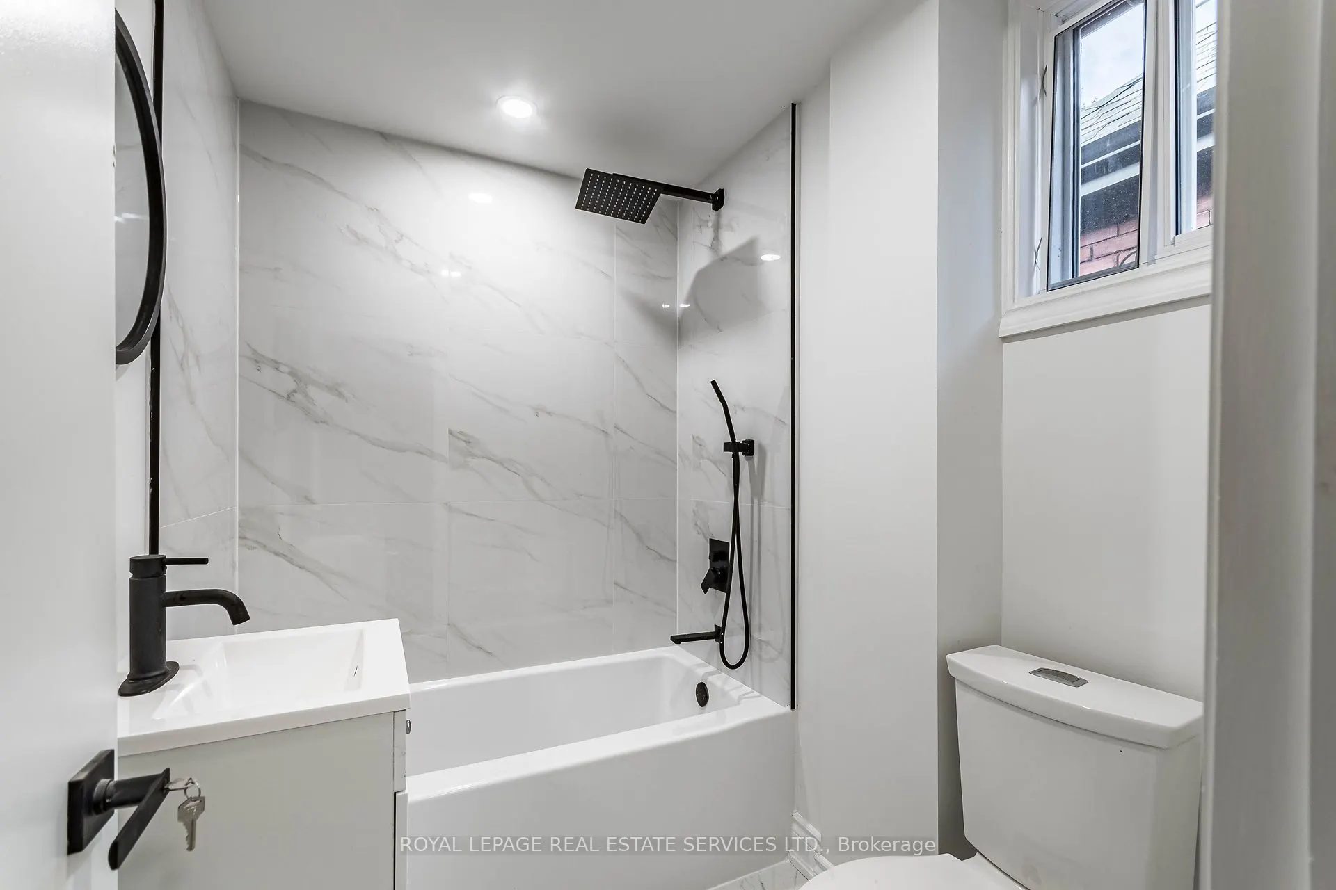 286 Cumberland Avenue, #Upper