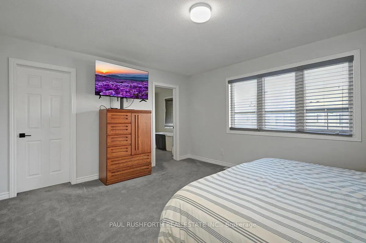 45 Mudminnow Crescent