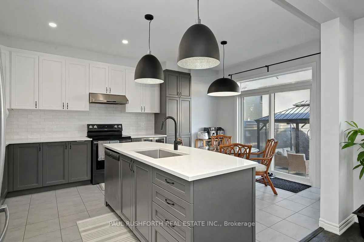 45 Mudminnow Crescent