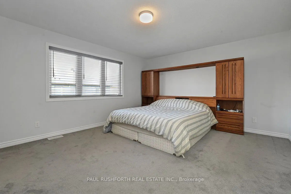 45 Mudminnow Crescent