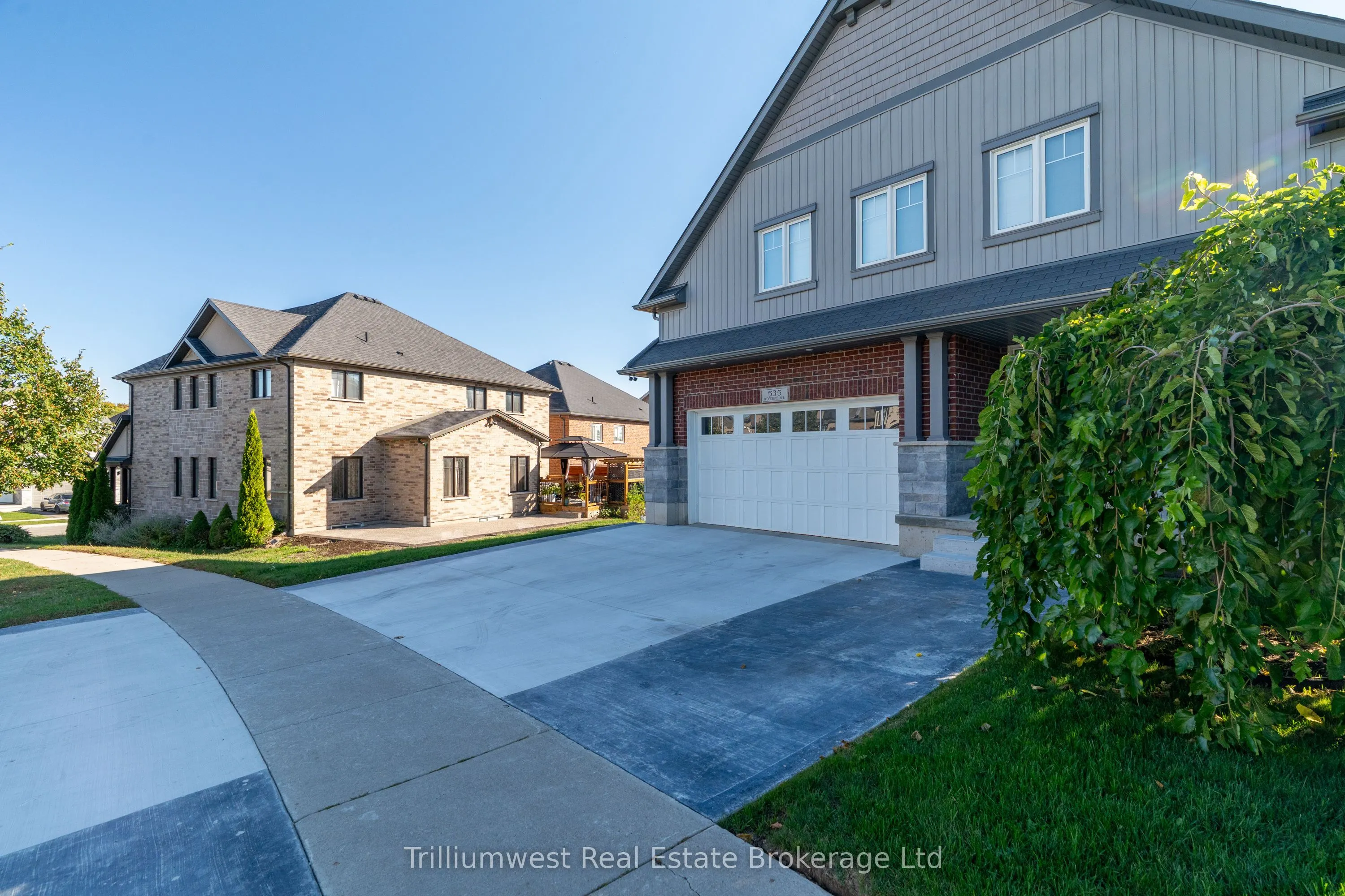 535 Woodbine Avenue