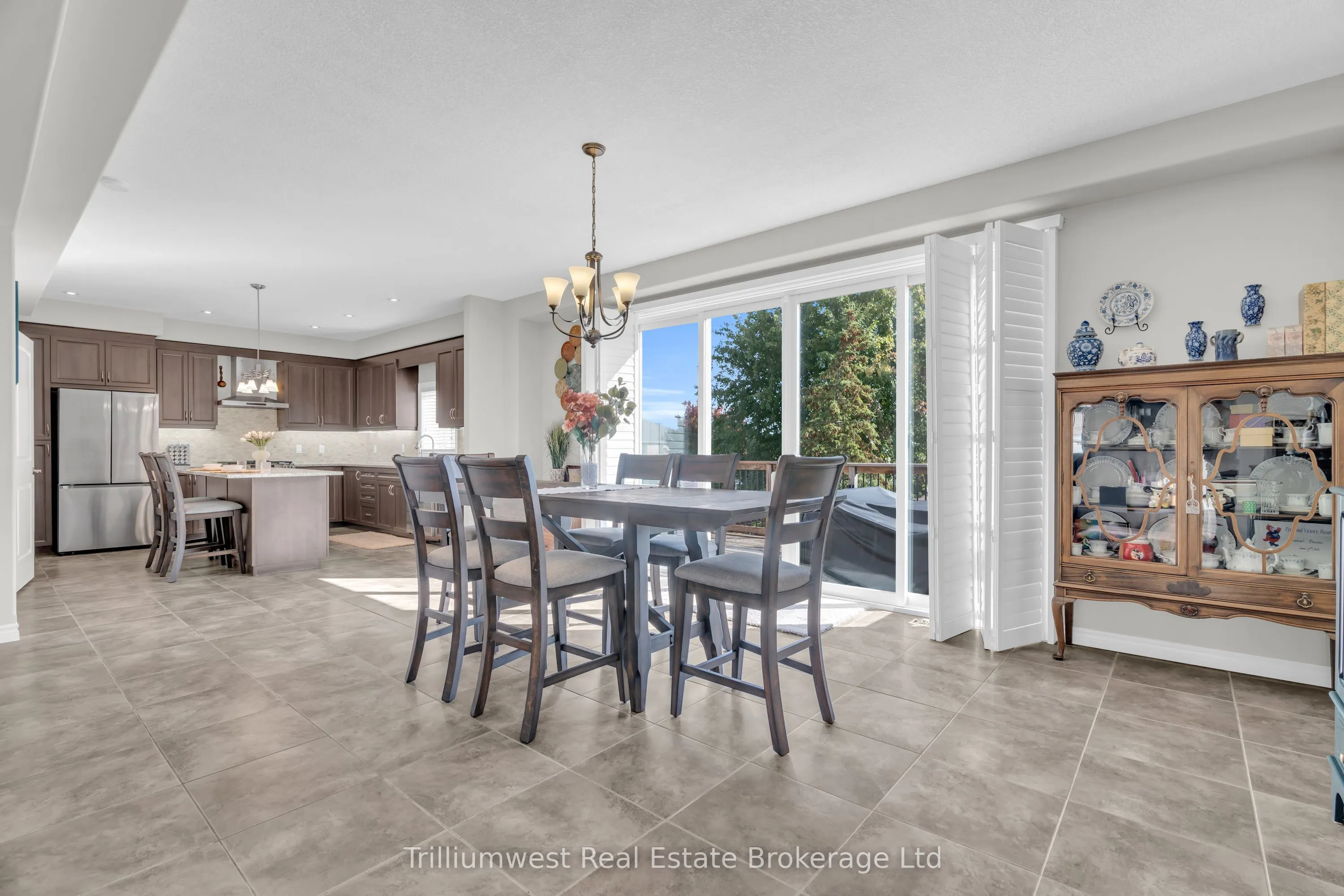 535 Woodbine Avenue