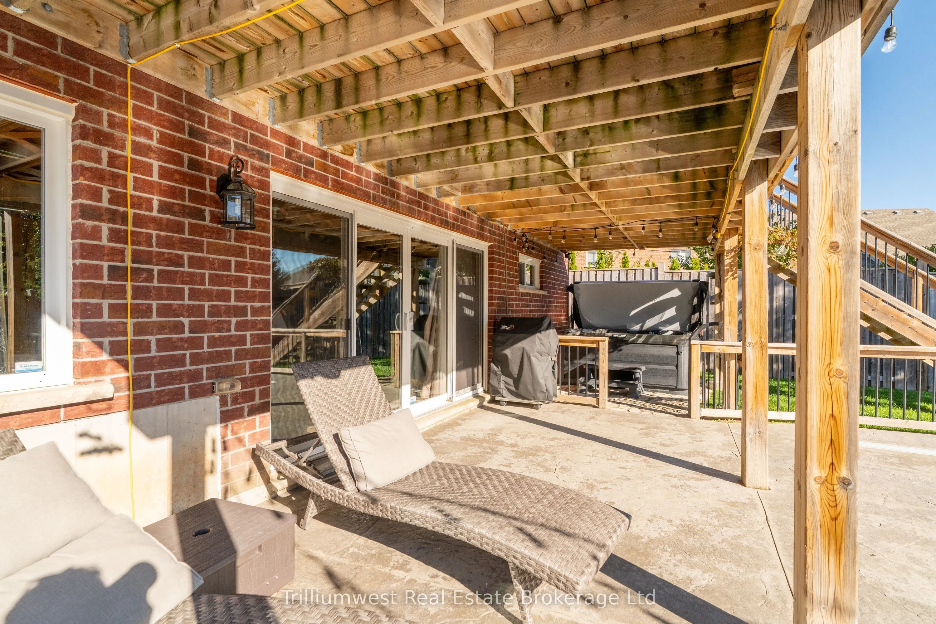 535 Woodbine Avenue
