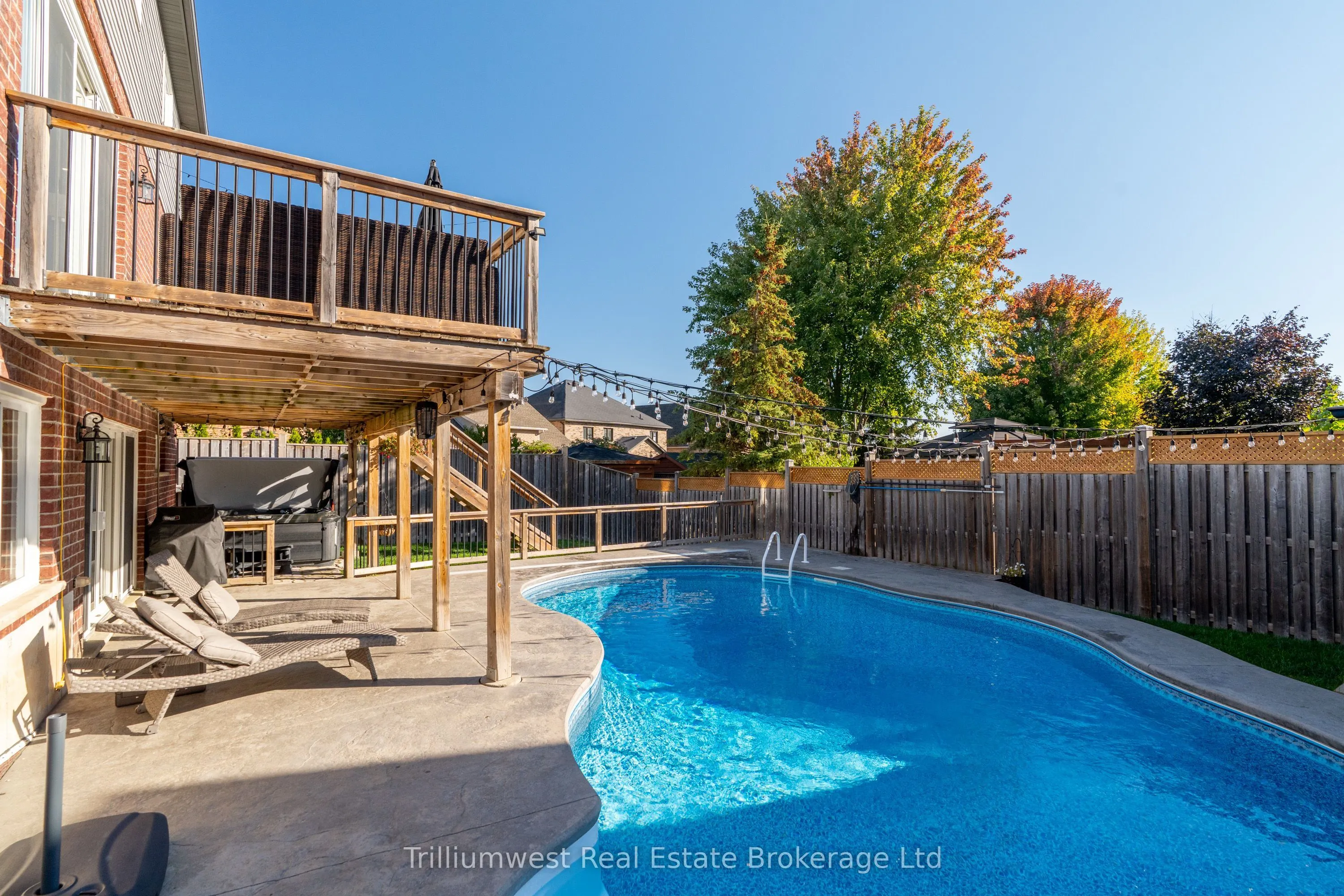 535 Woodbine Avenue