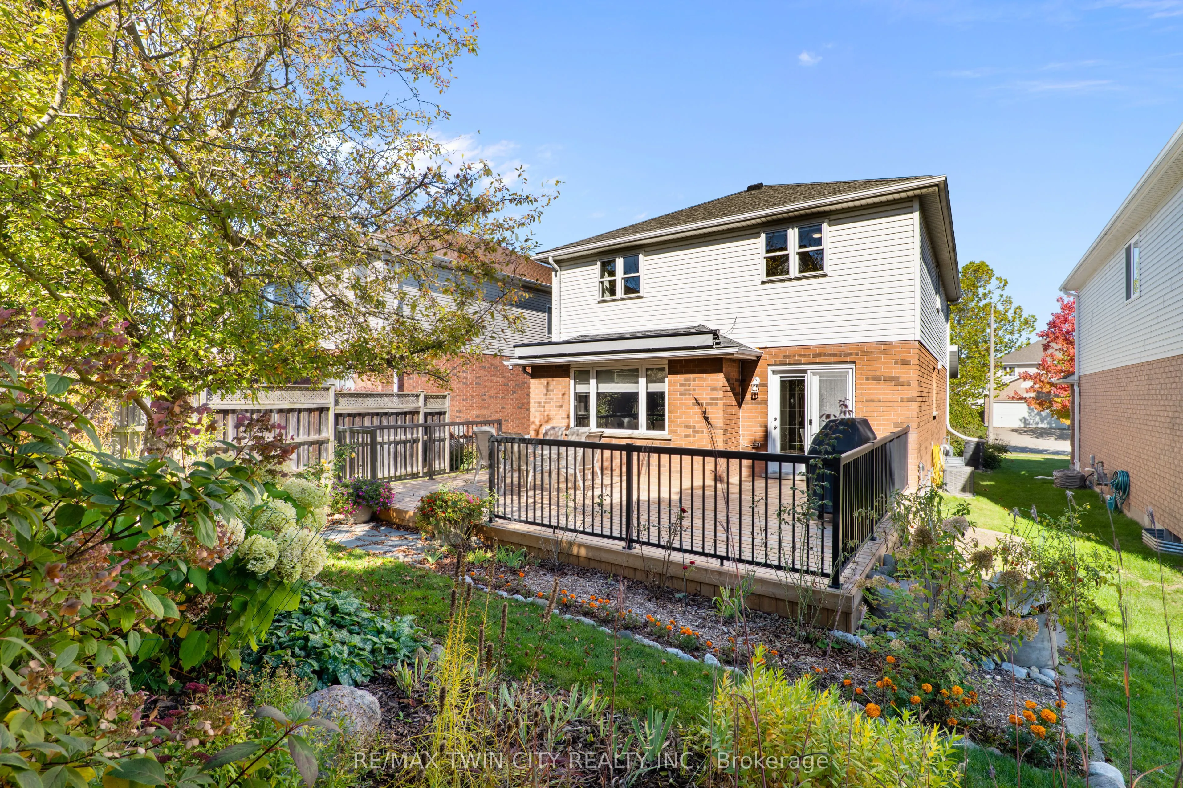 167 Bridgewater Crescent