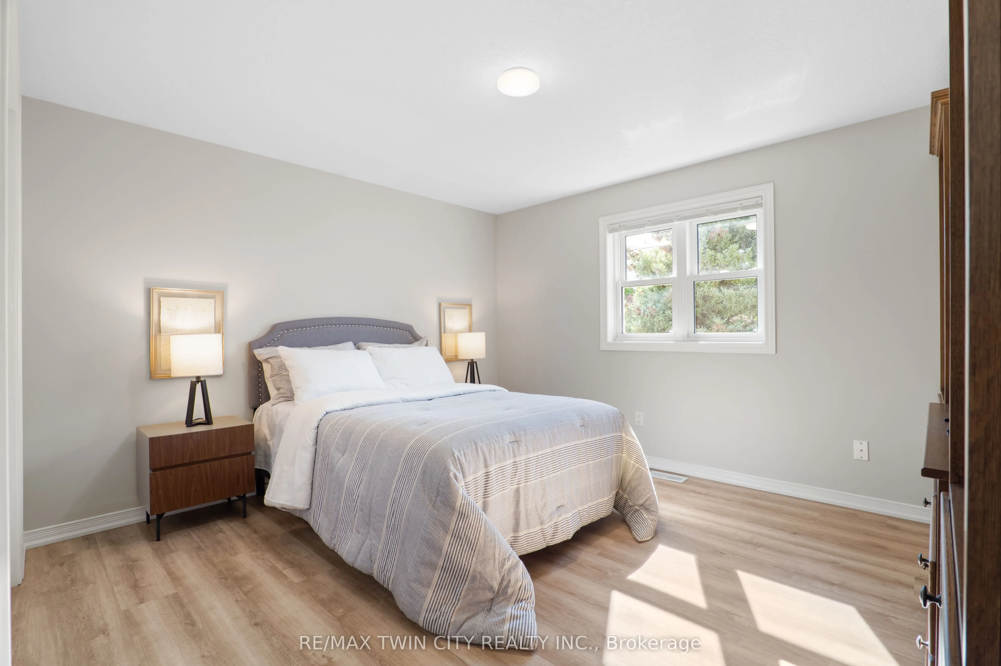 167 Bridgewater Crescent