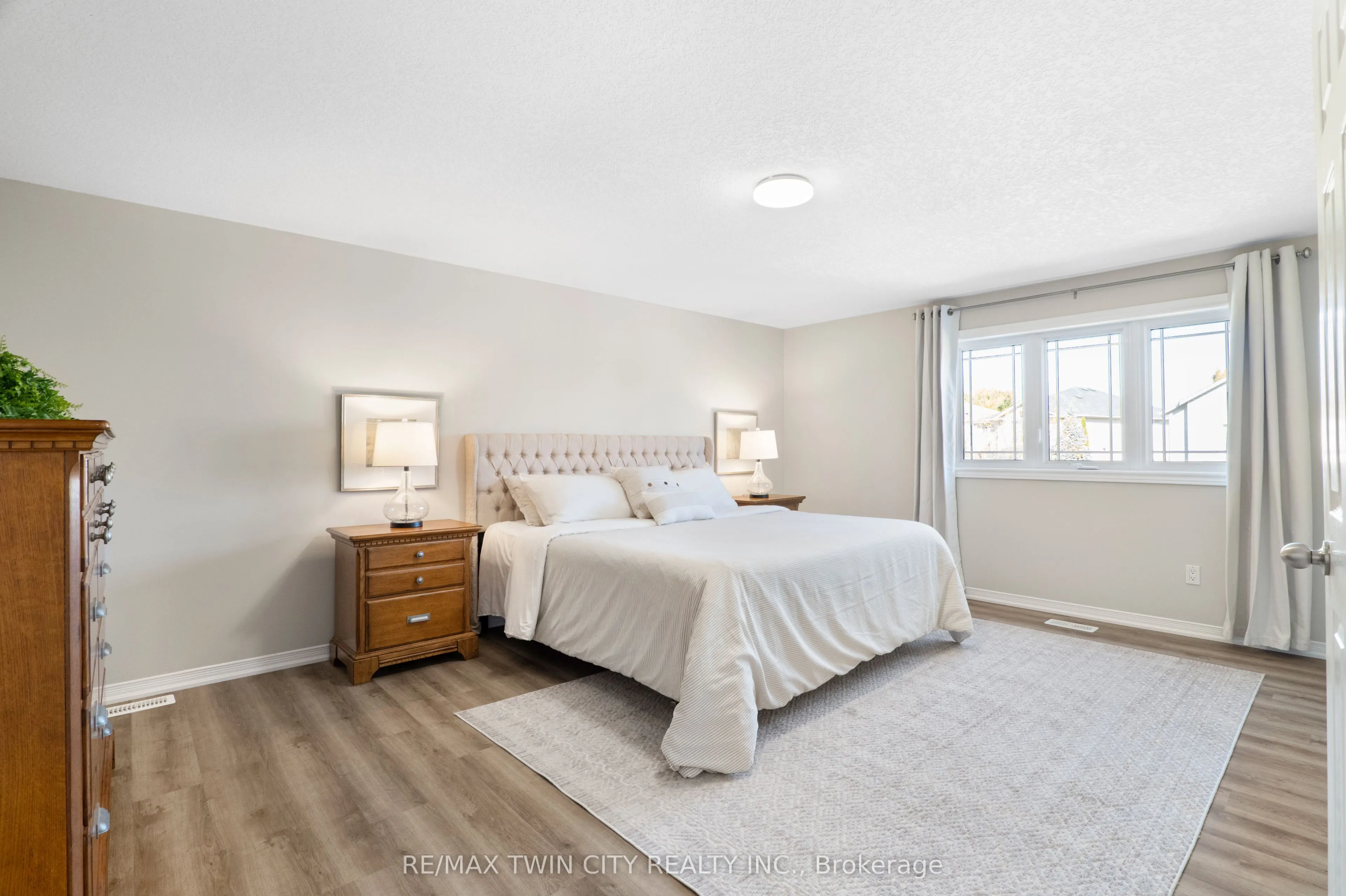 167 Bridgewater Crescent