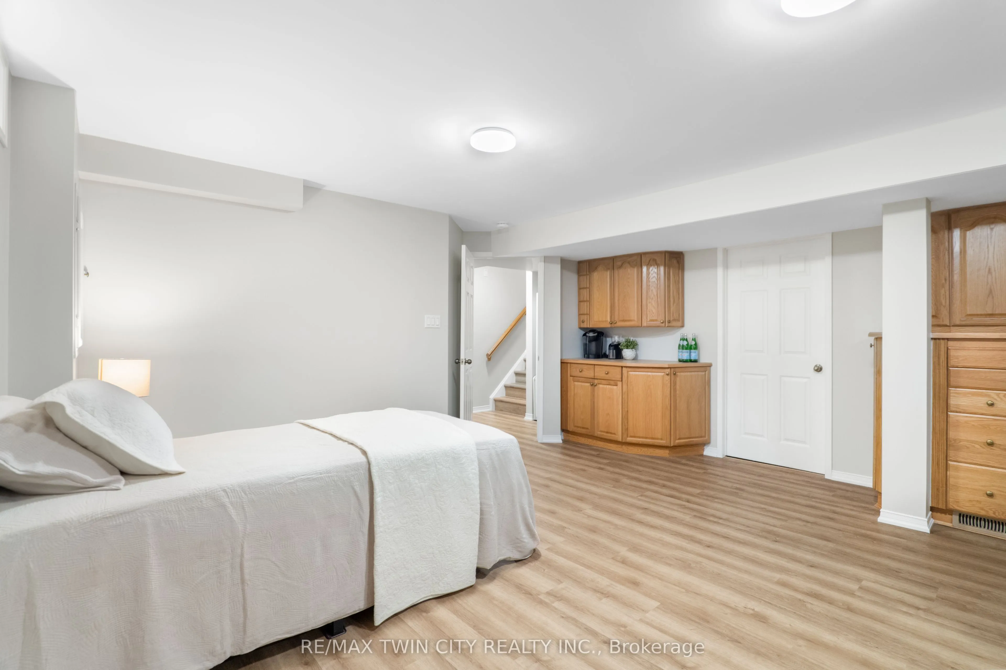 167 Bridgewater Crescent