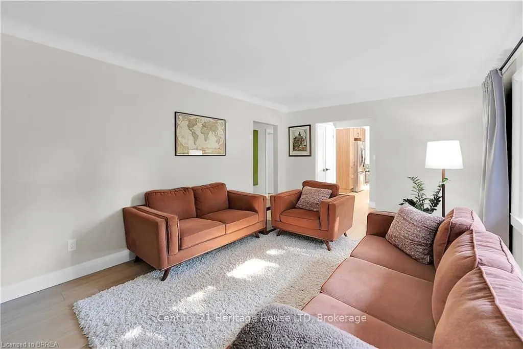17 Preston Drive