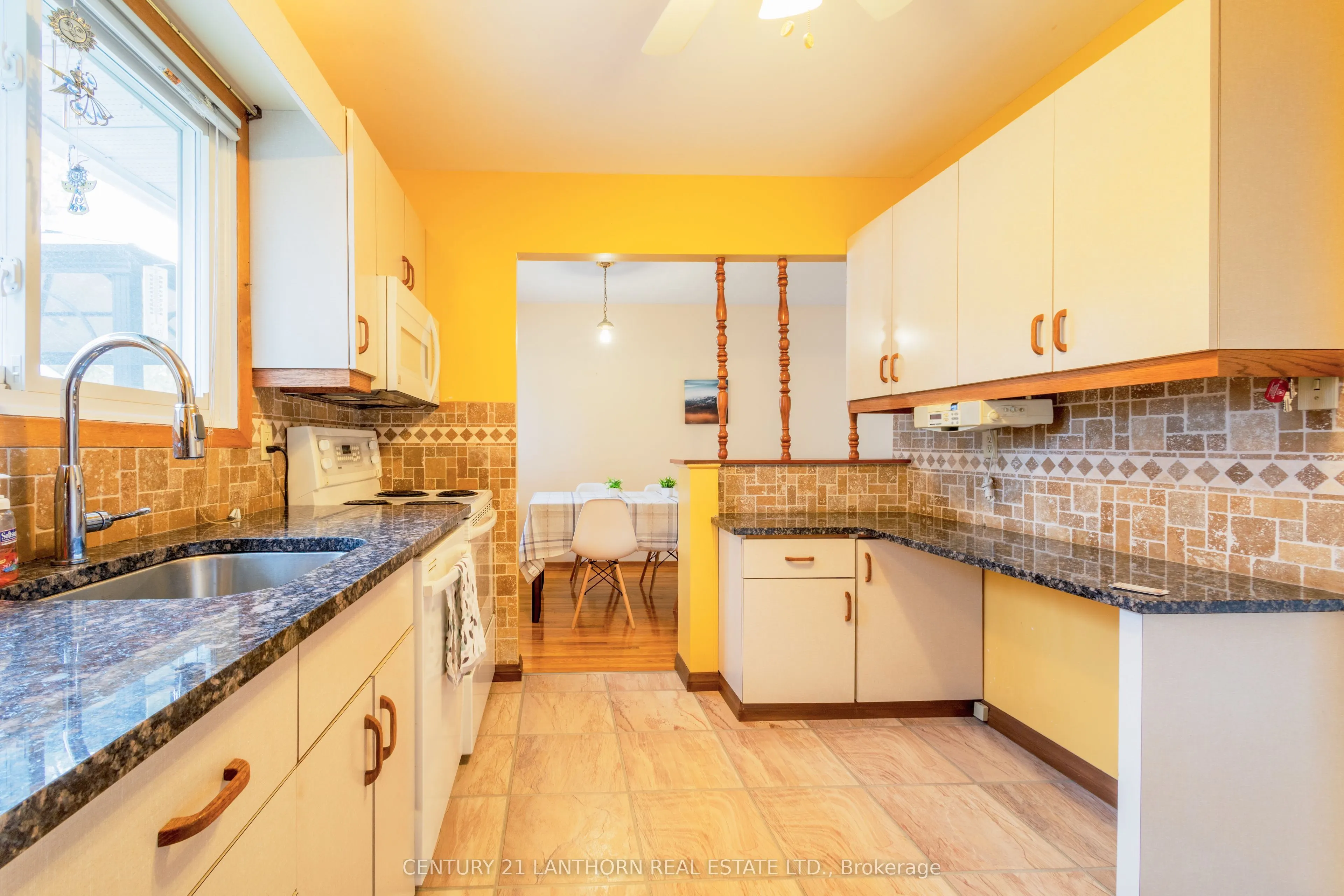 394 Montrose Road