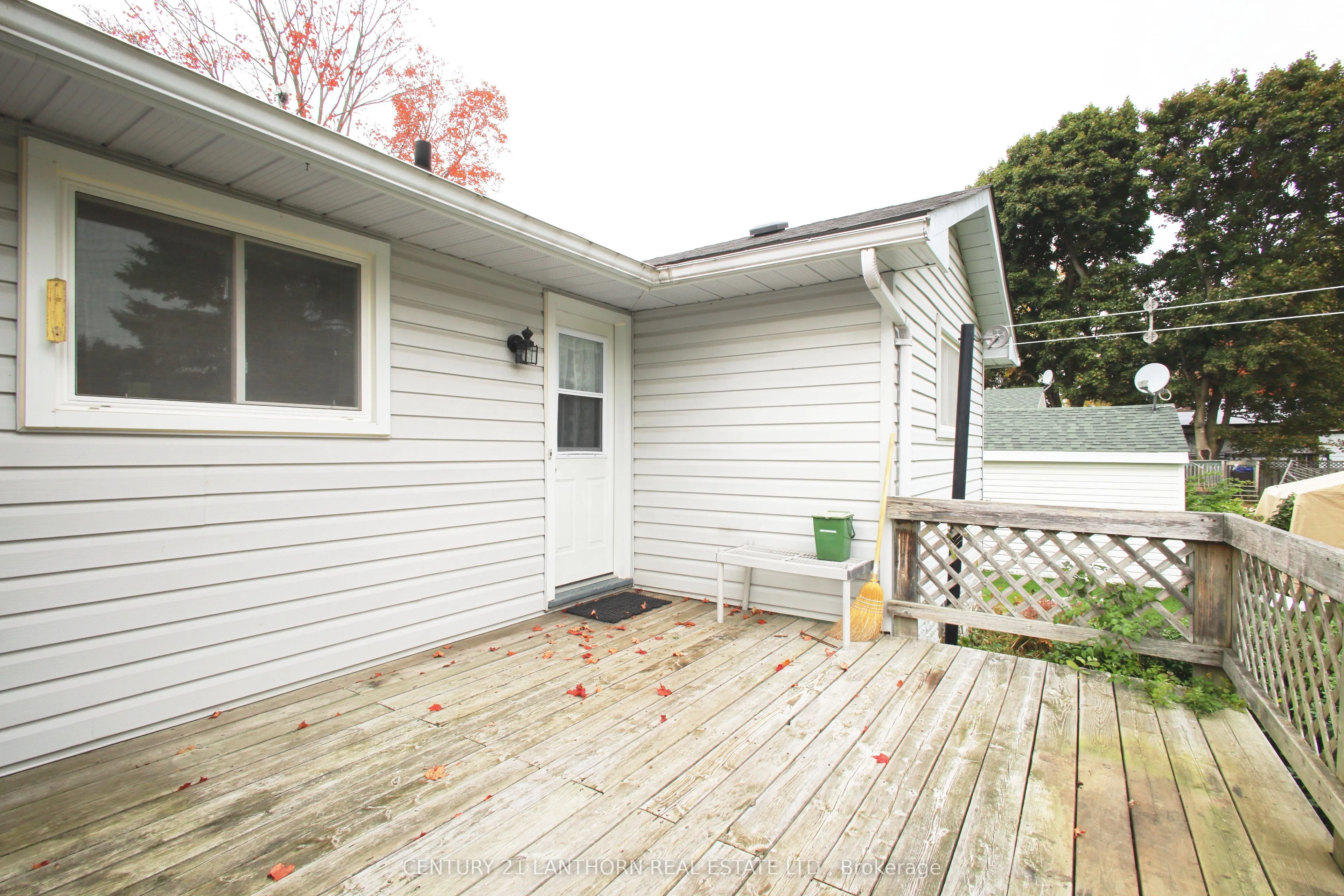 394 Montrose Road