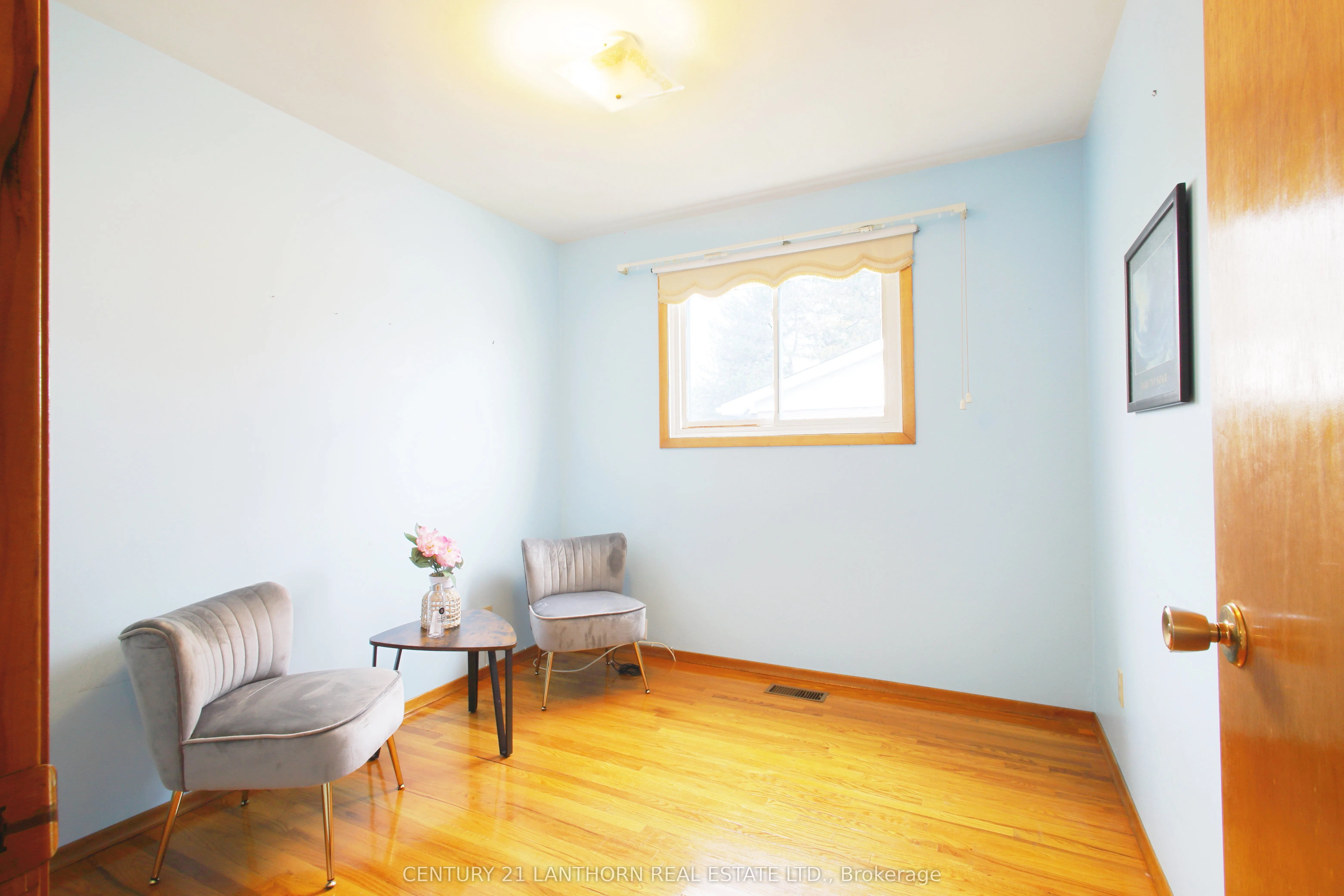 394 Montrose Road