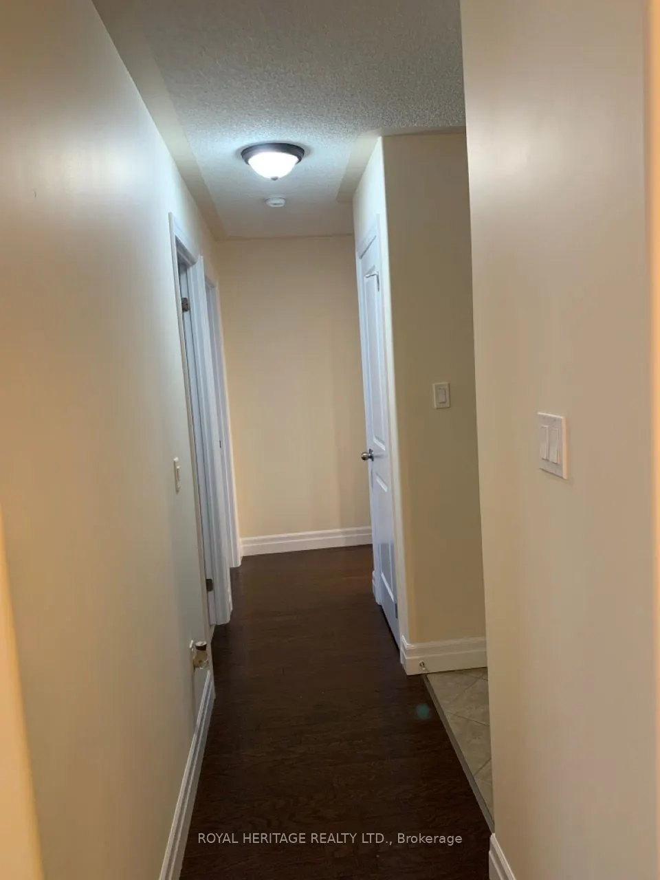 312 Spillsbury Drive N, #209