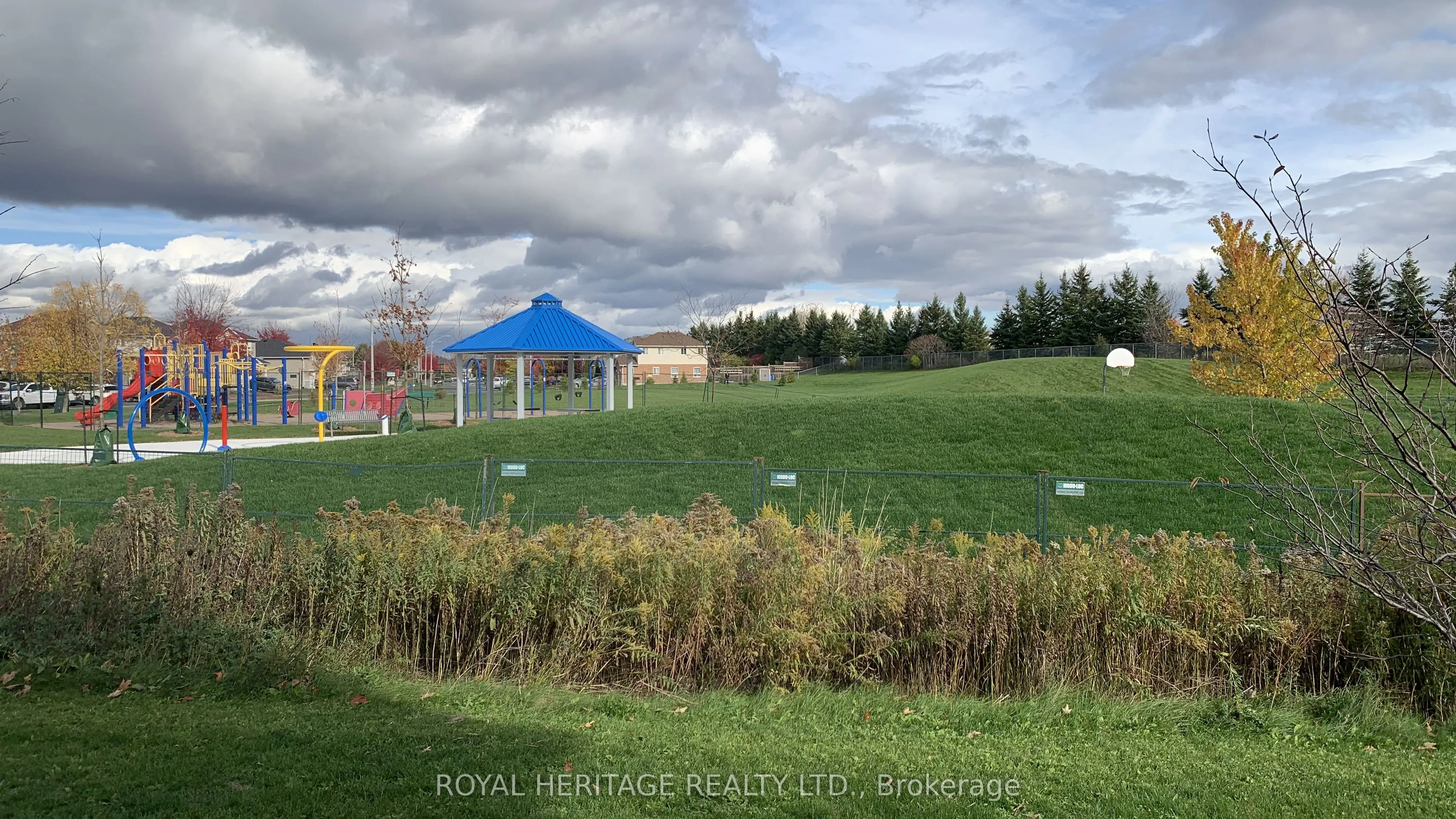 312 Spillsbury Drive N, #209