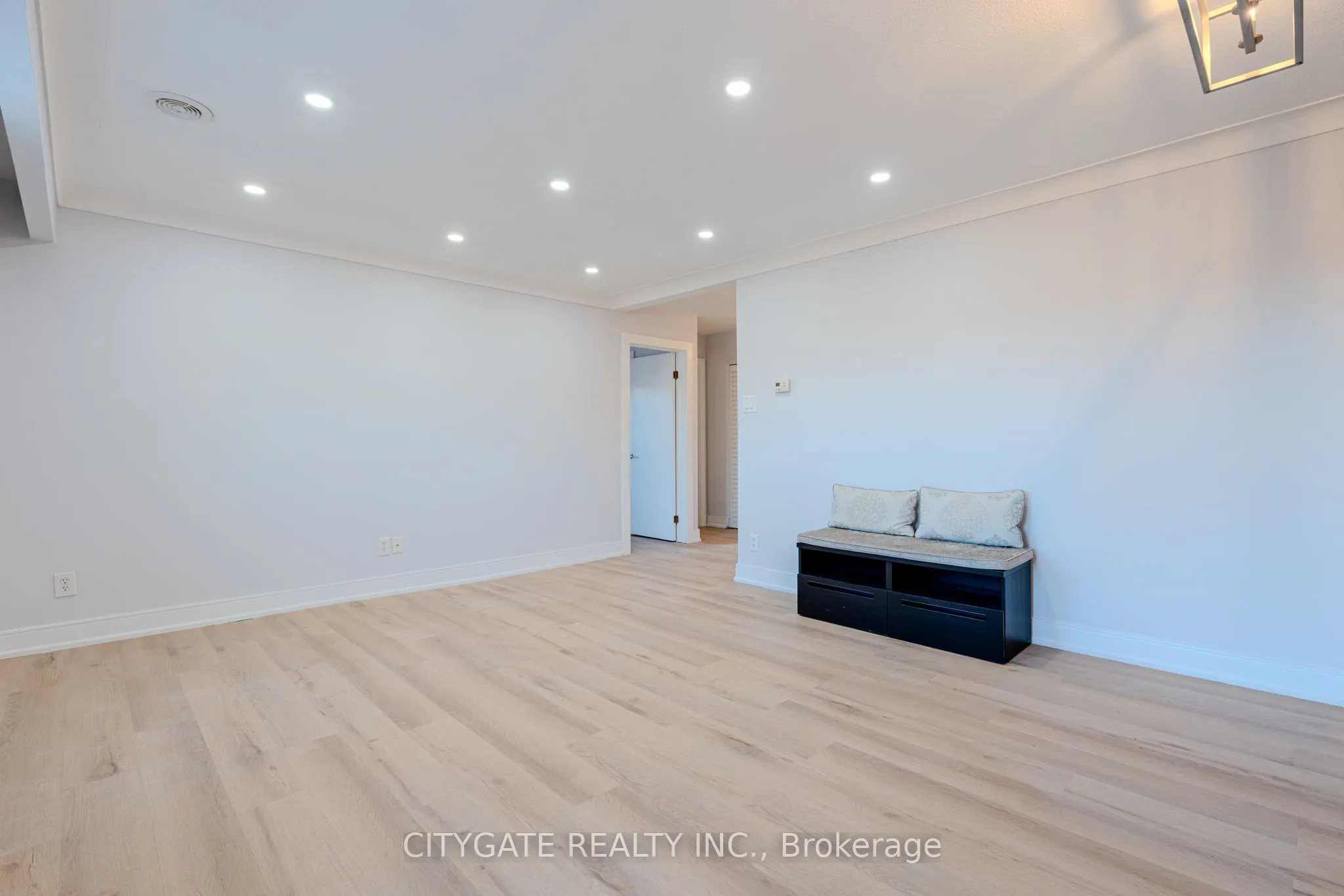 209 Homewood Avenue, #2