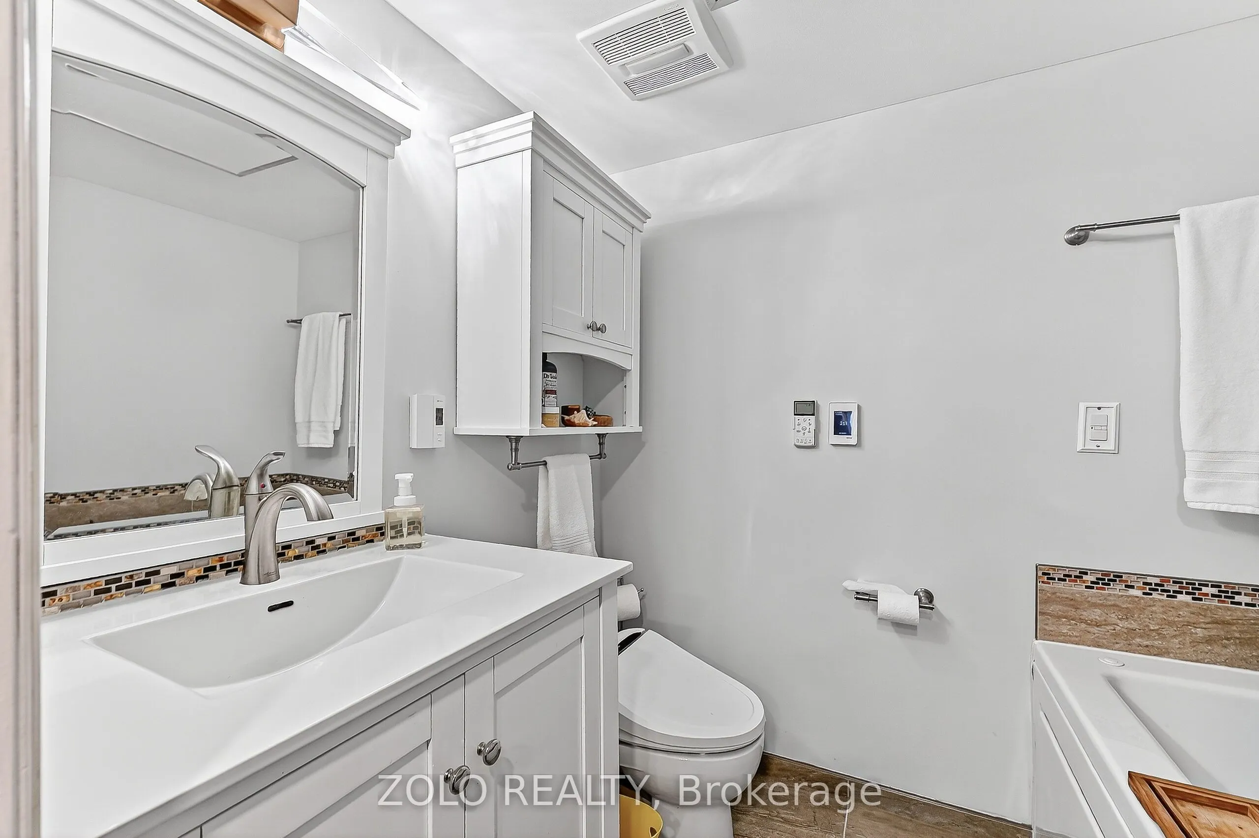 160 George Street, #1101