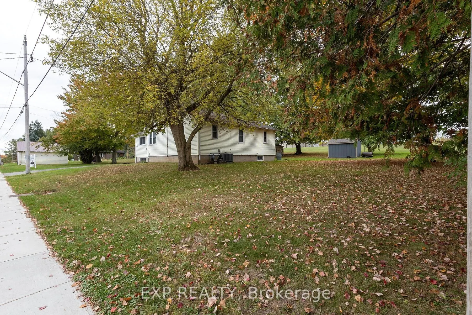 23 Oak Street