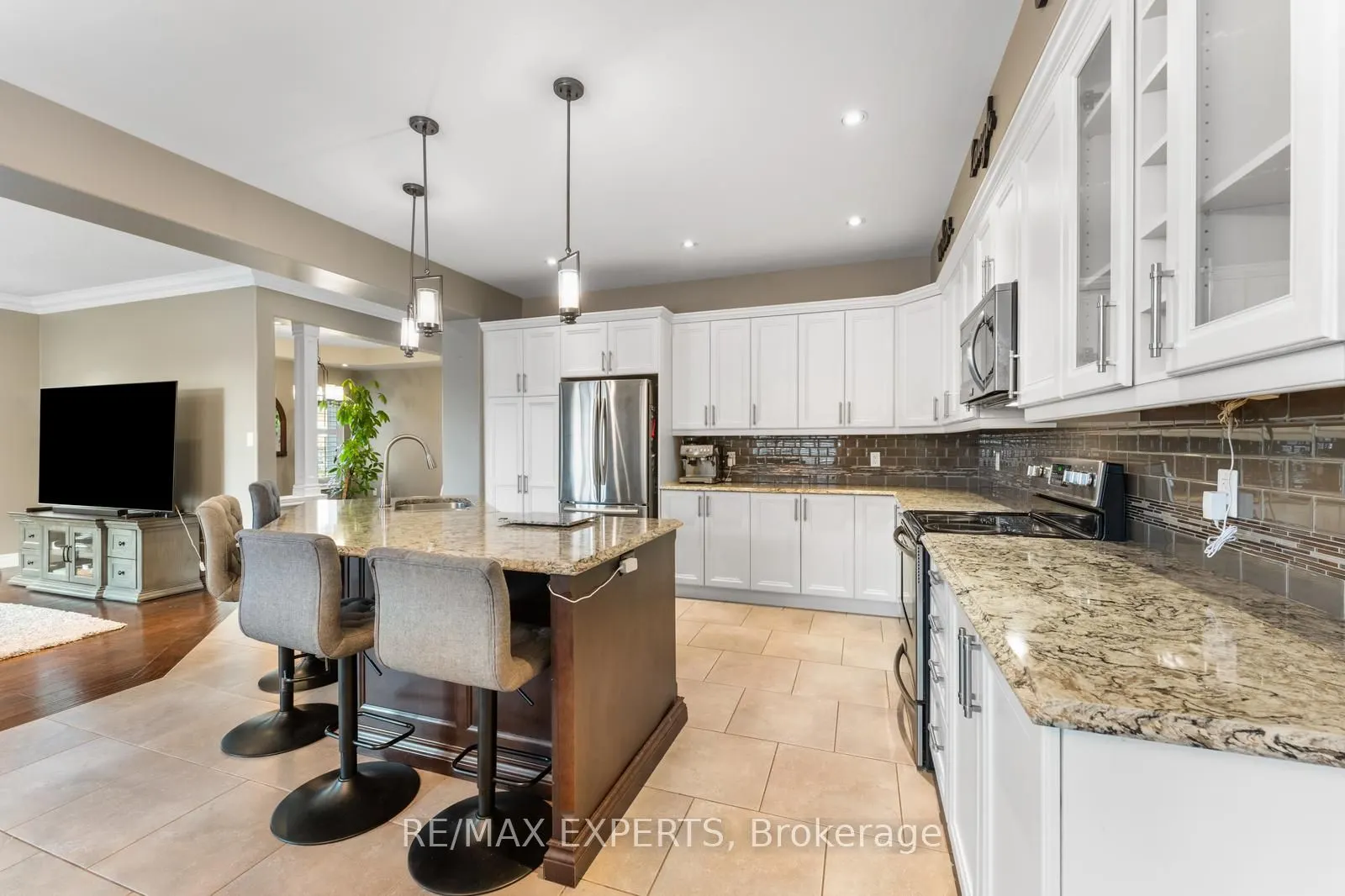154 Davinci Boulevard