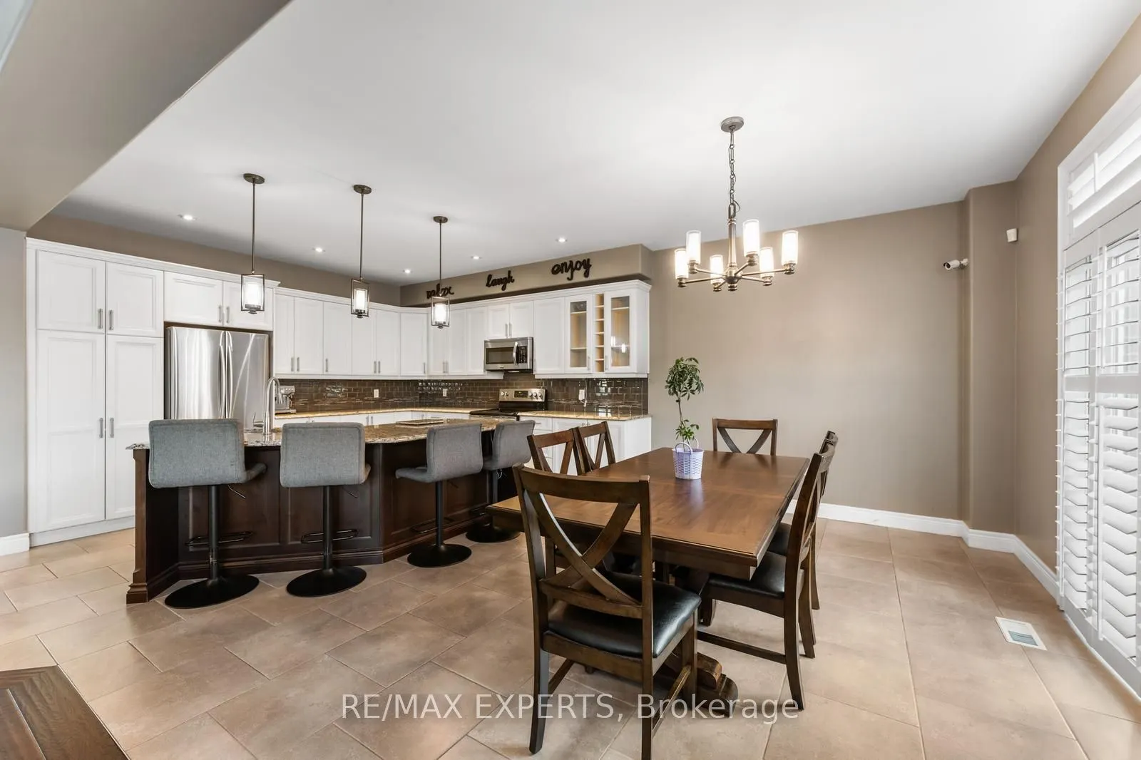 154 Davinci Boulevard
