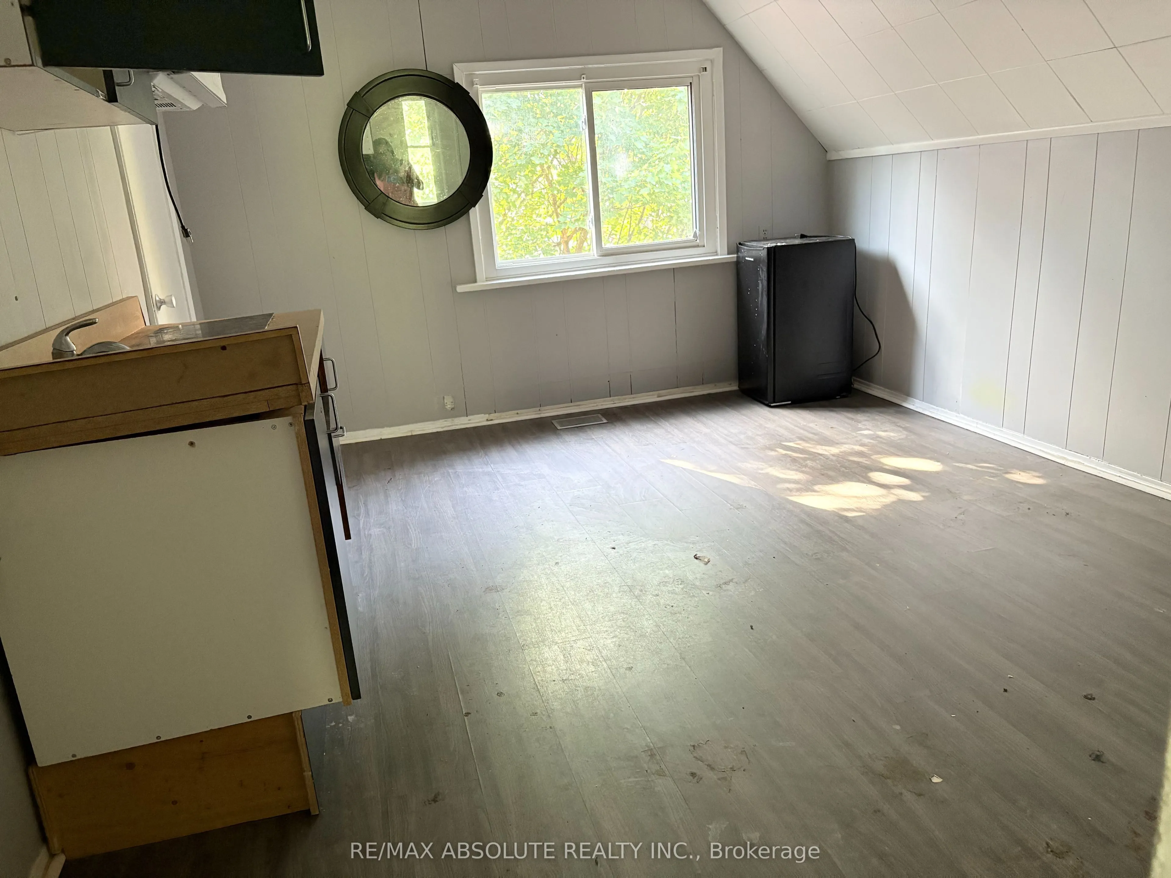 312 Daly Avenue