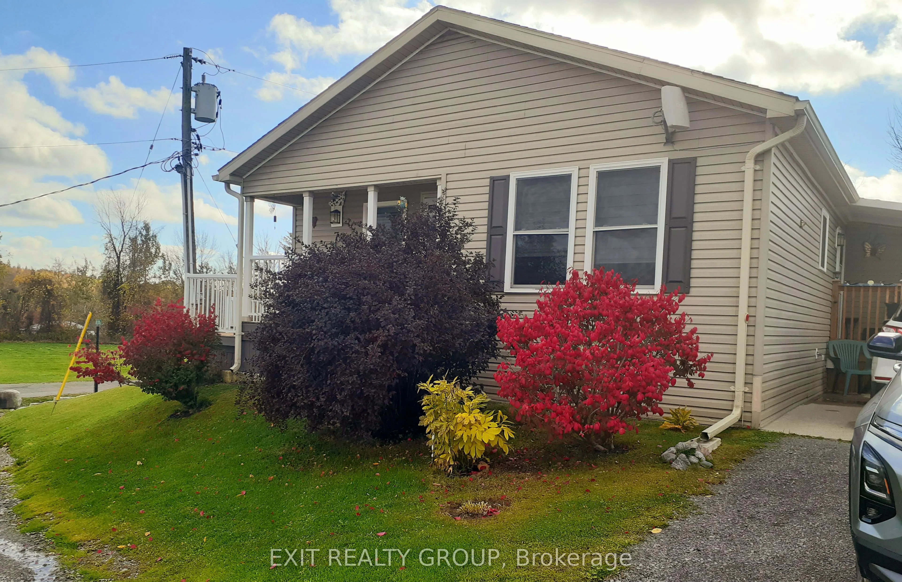 7-152 CONCESSION RD 11 W