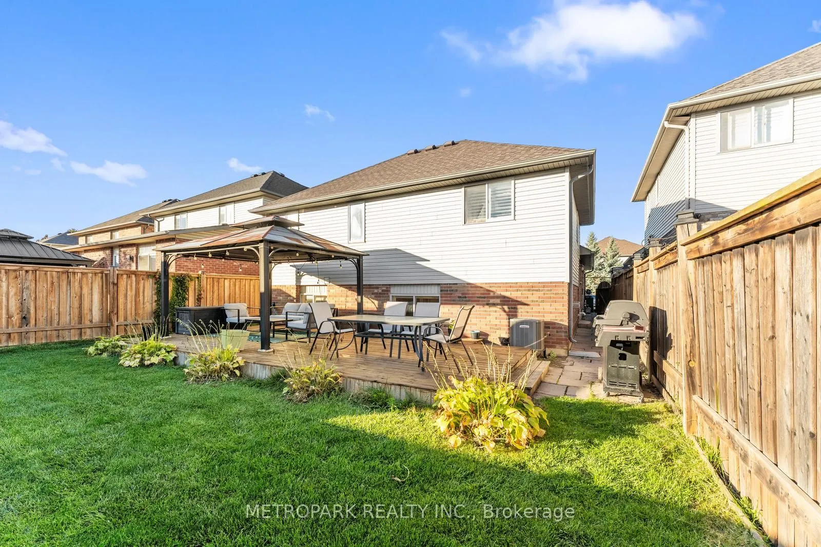41 Switzer Crescent
