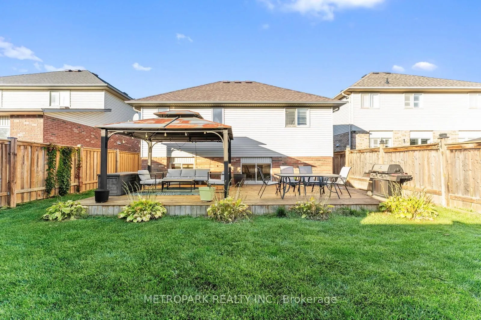 41 Switzer Crescent