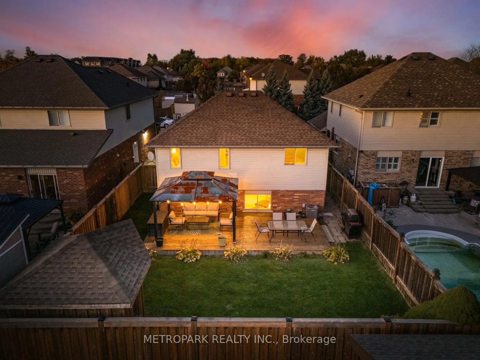 41 Switzer Crescent