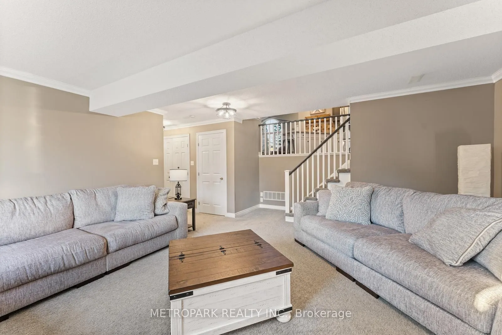 41 Switzer Crescent