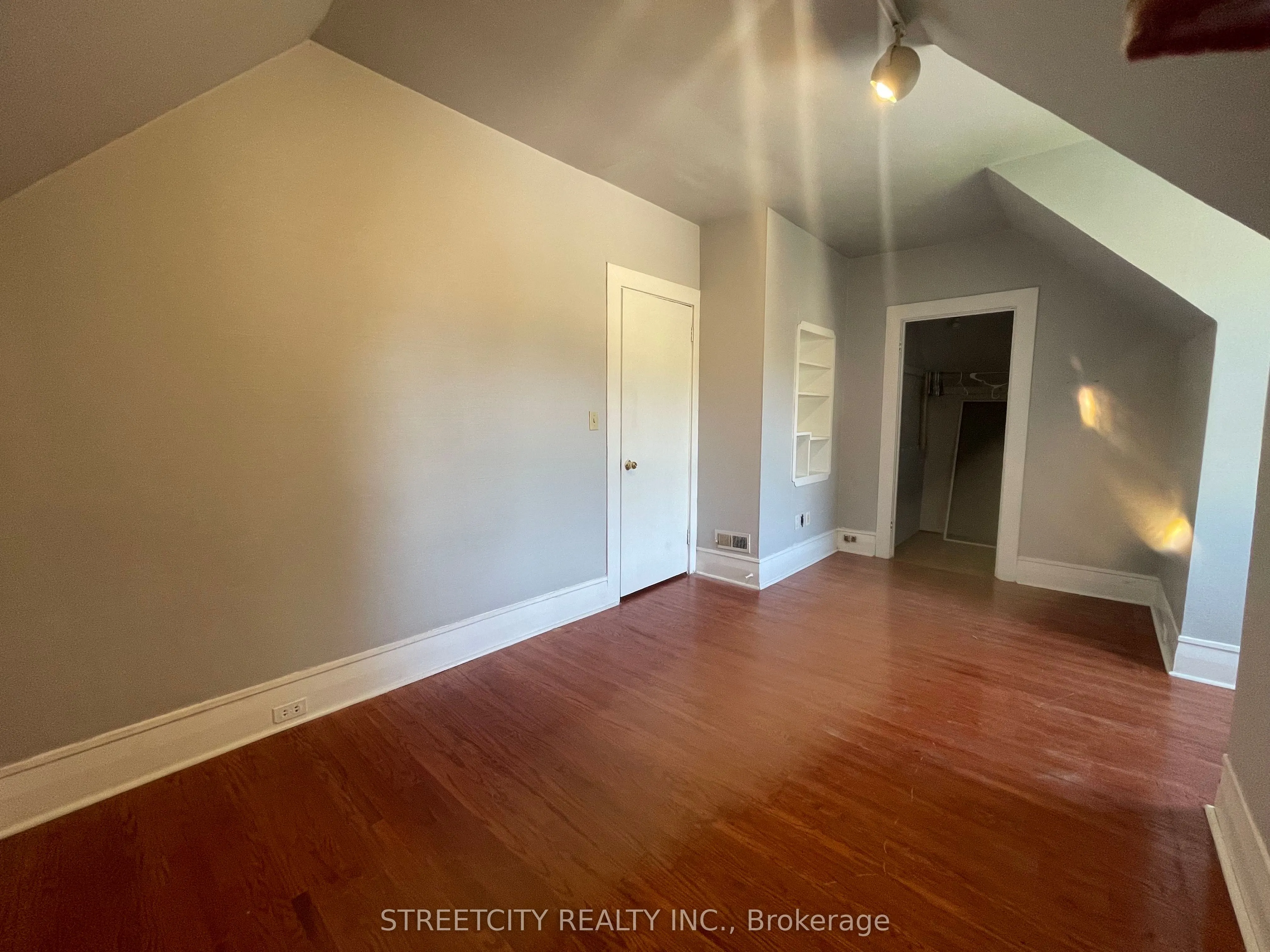 360 Princess Avenue