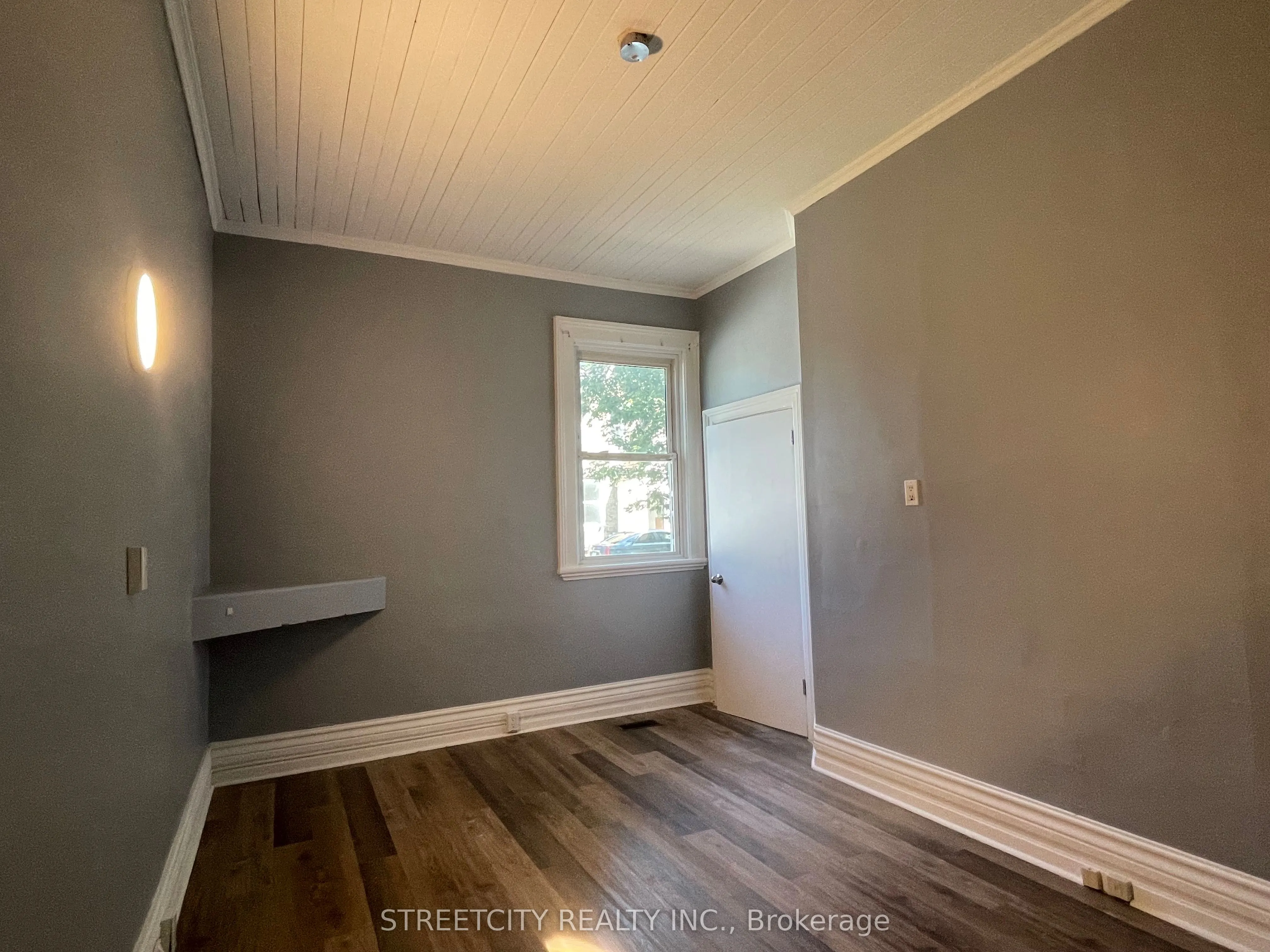 360 Princess Avenue