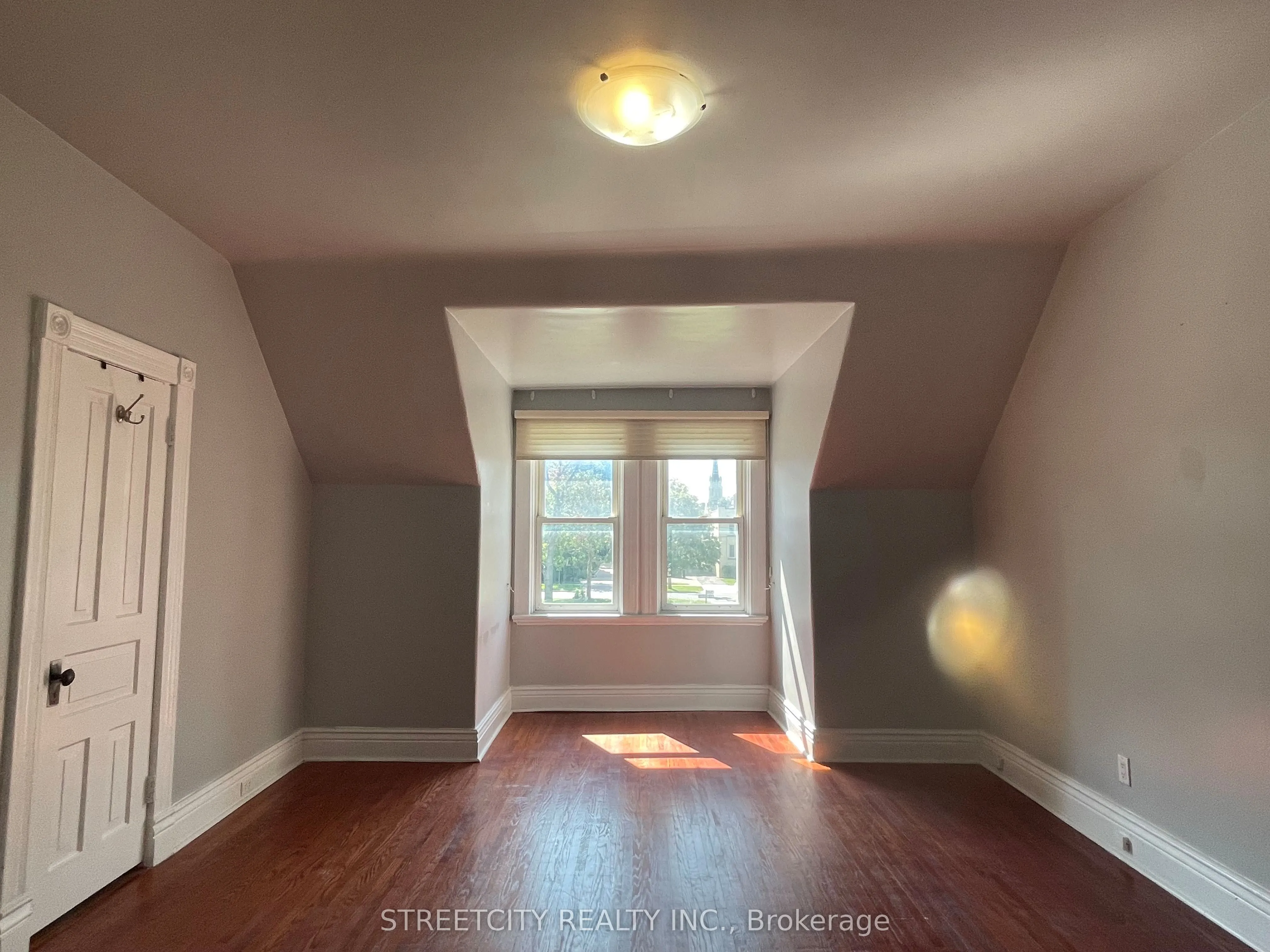 360 Princess Avenue