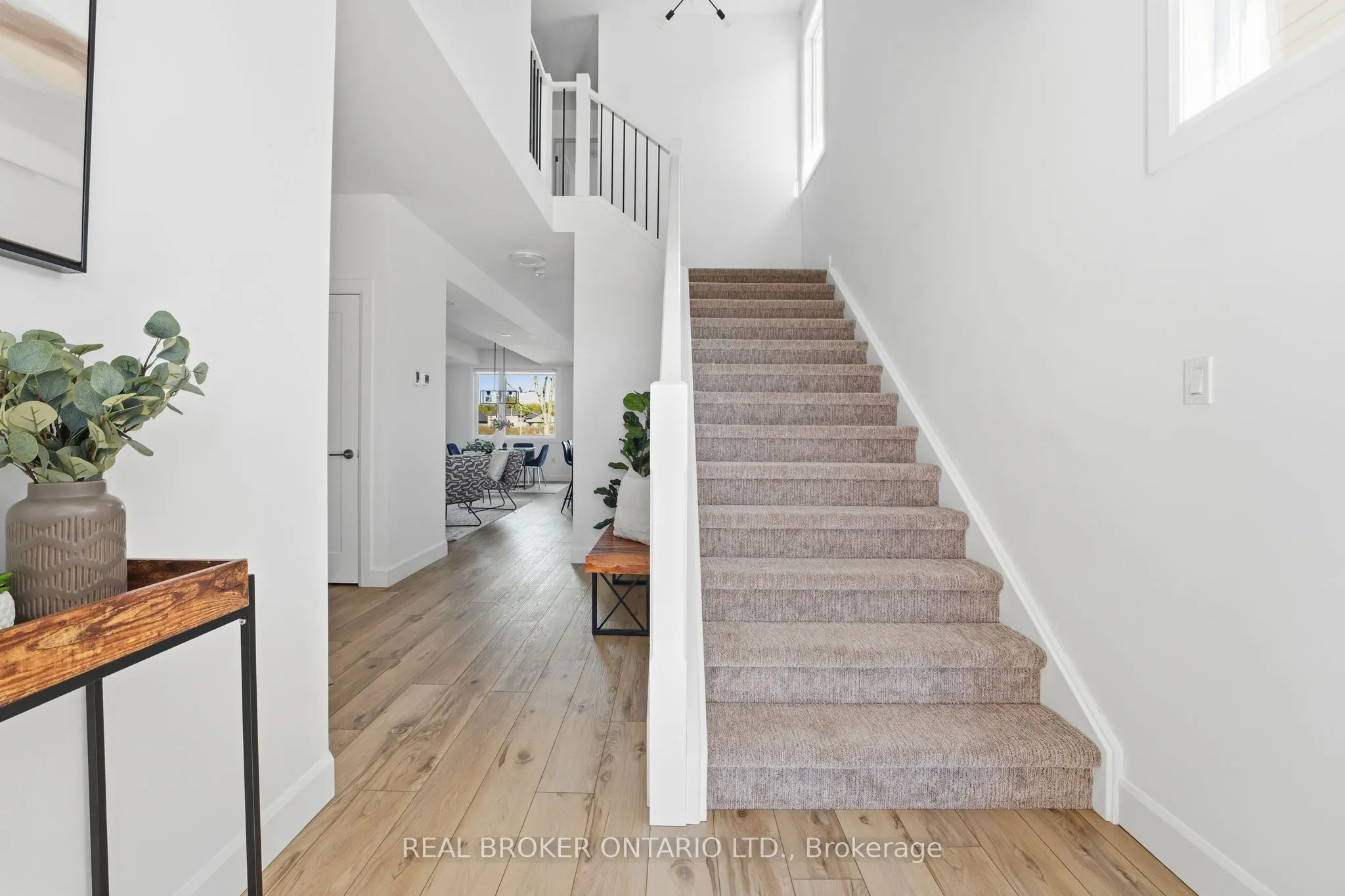 160A Concession Street W