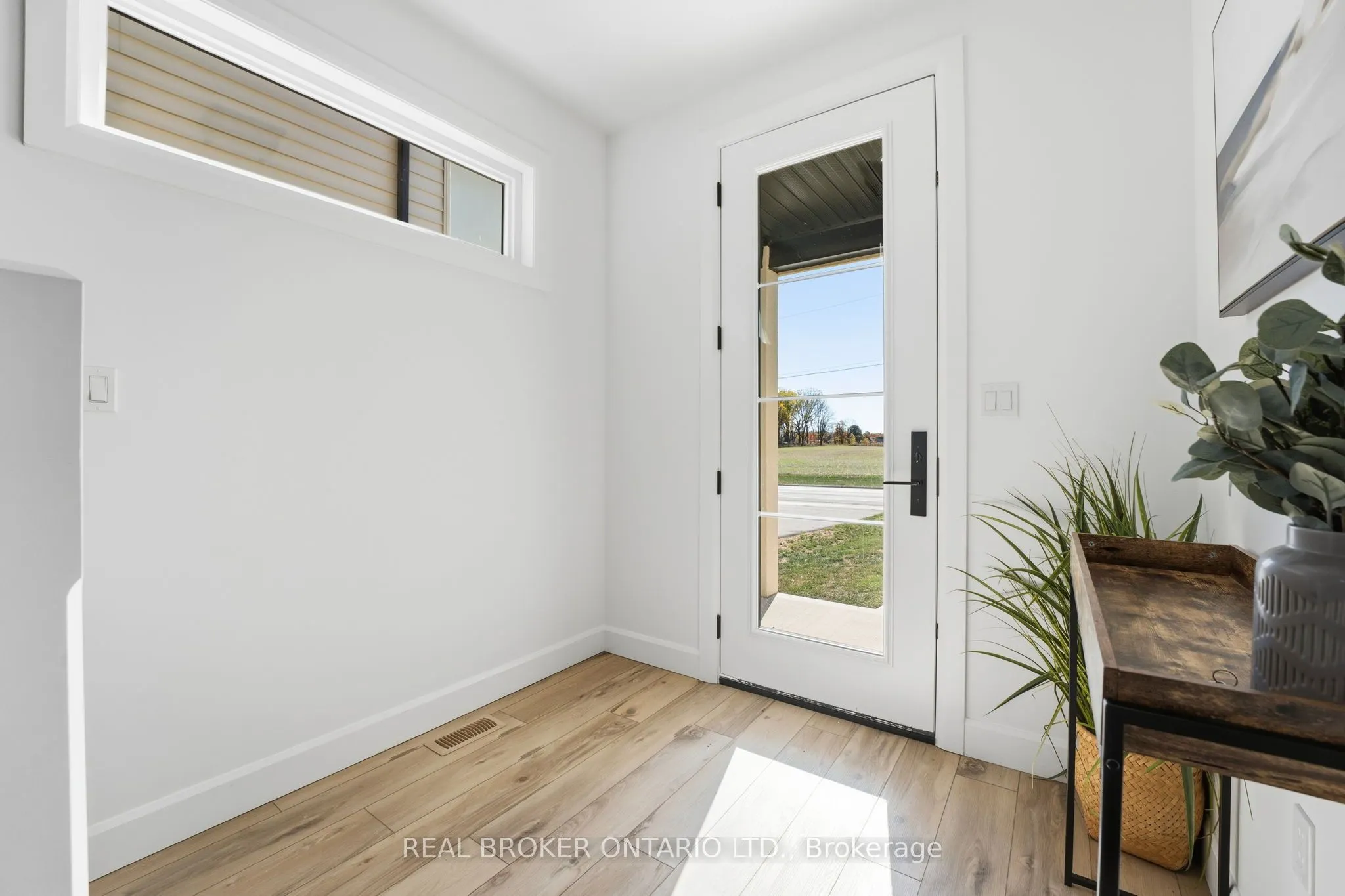 160A Concession Street W