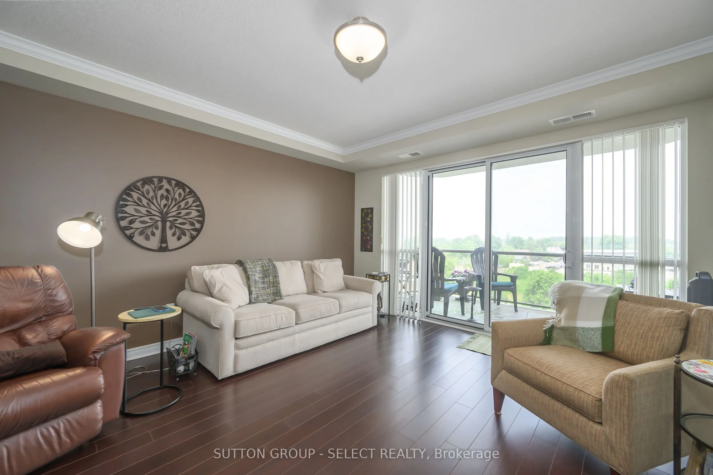 1030 CORONATION Drive, #606