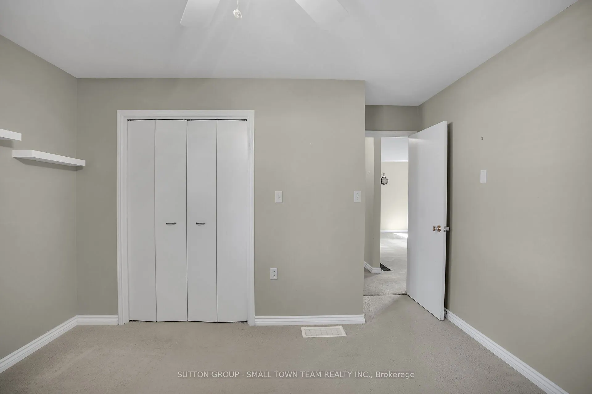 110 John Street W