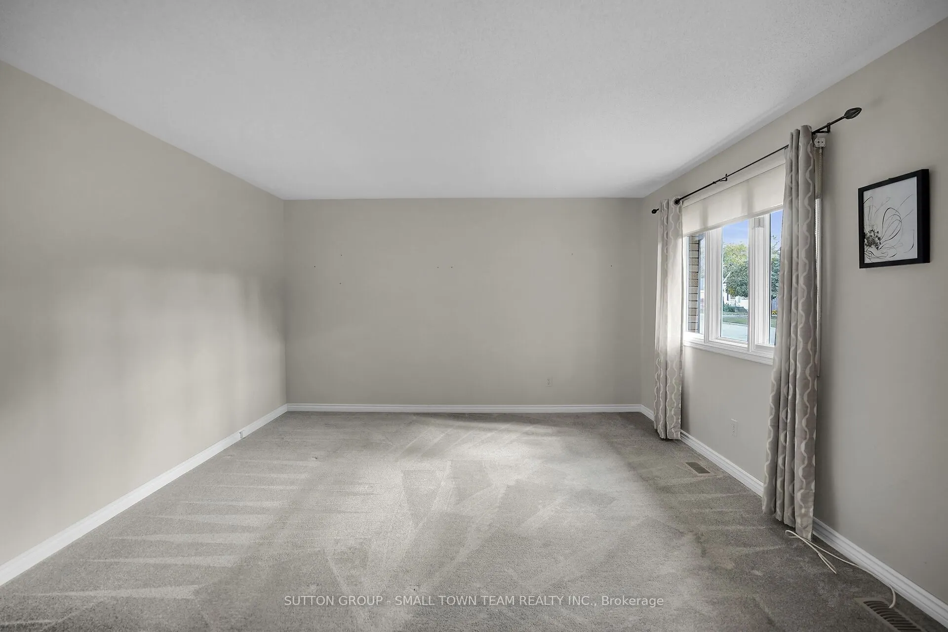 110 John Street W