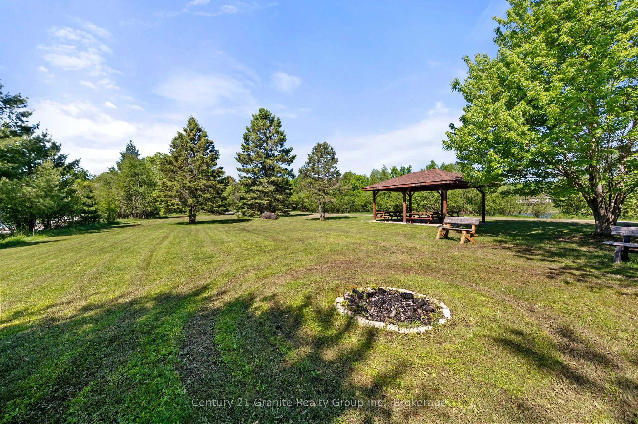 51 FARMCREST Avenue