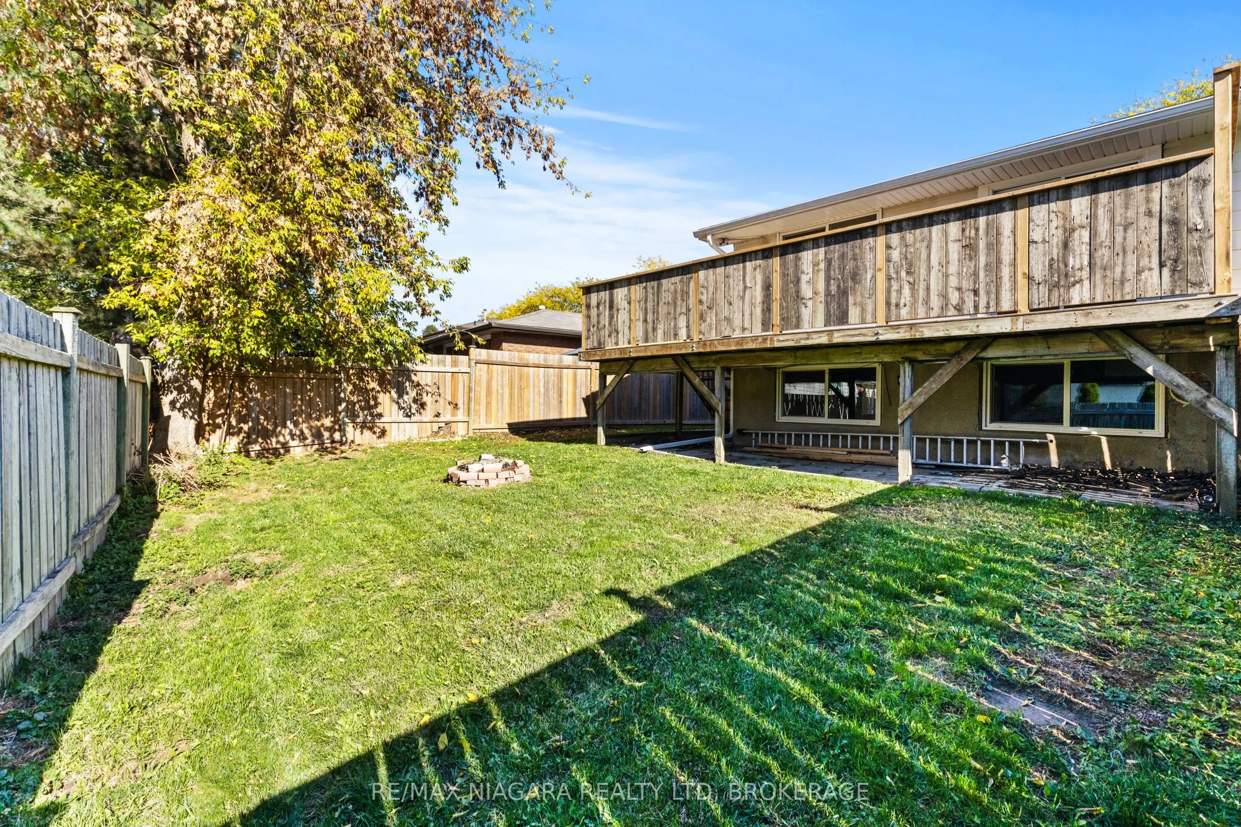 35 Lafayette Drive