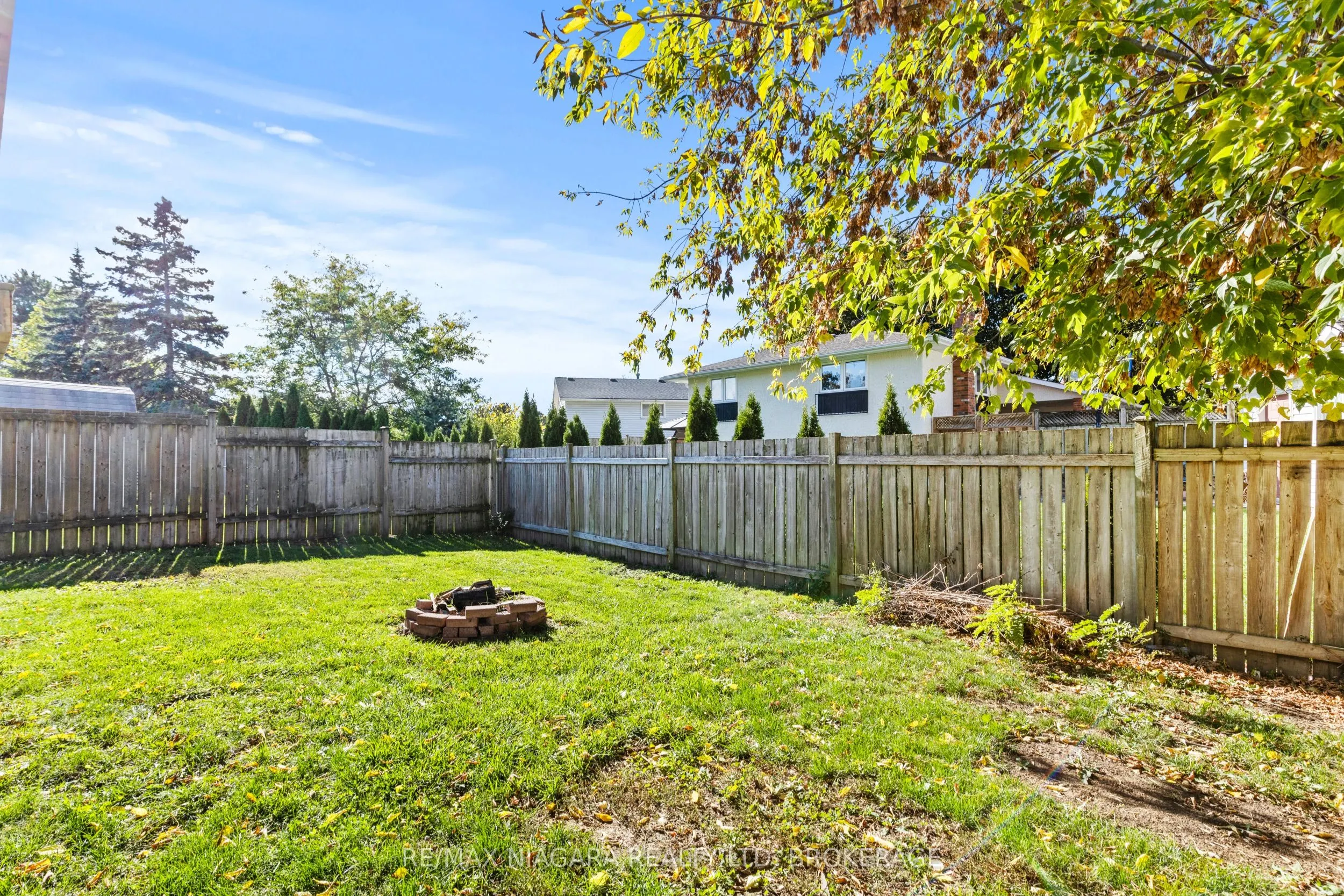 35 Lafayette Drive
