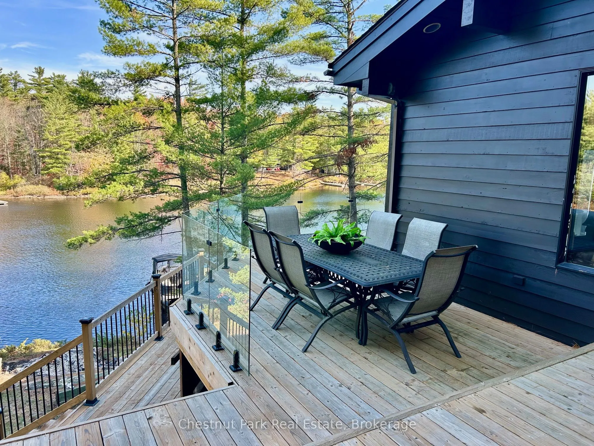 5600 Kahshe Lake