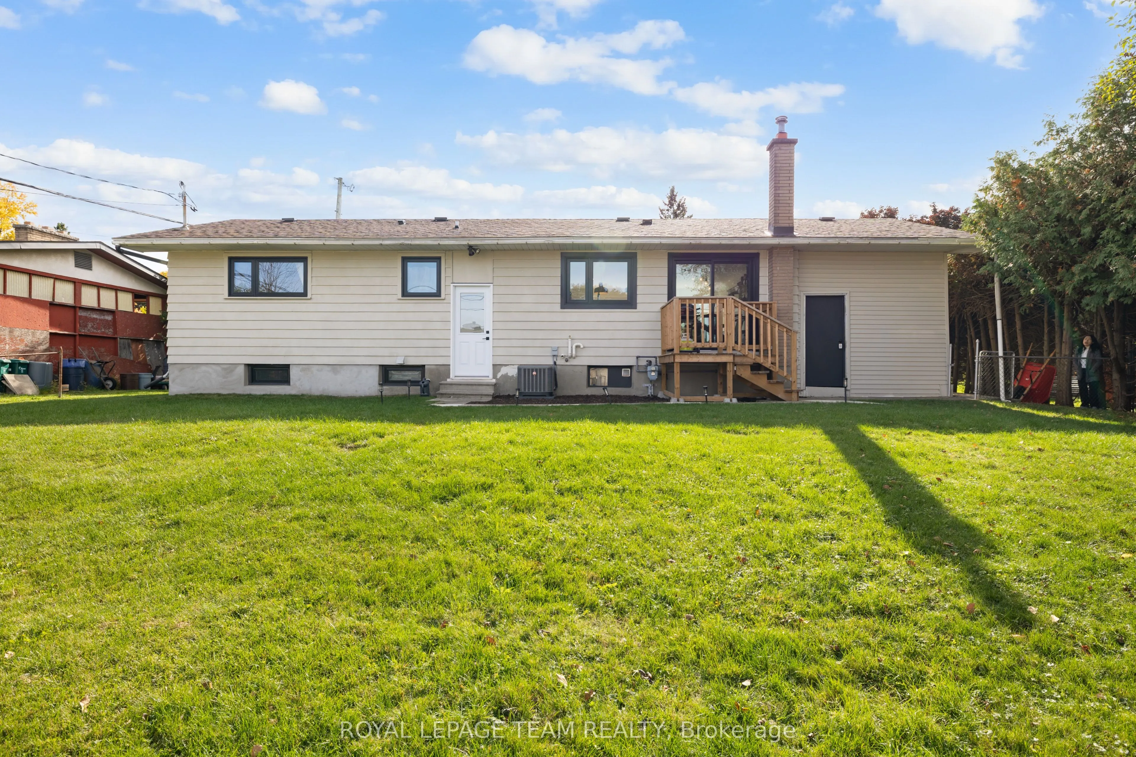 23 Brent Avenue