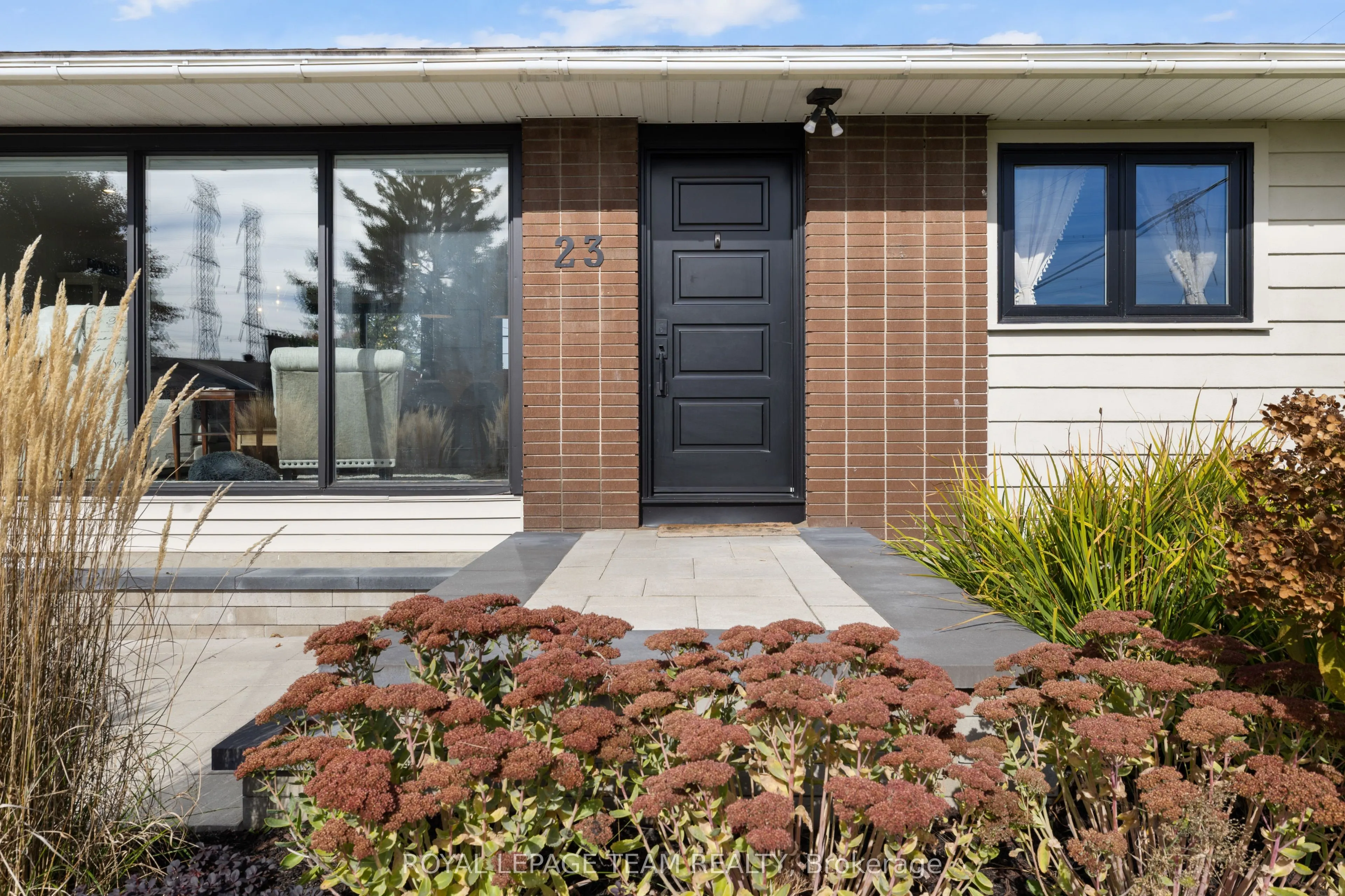 23 Brent Avenue
