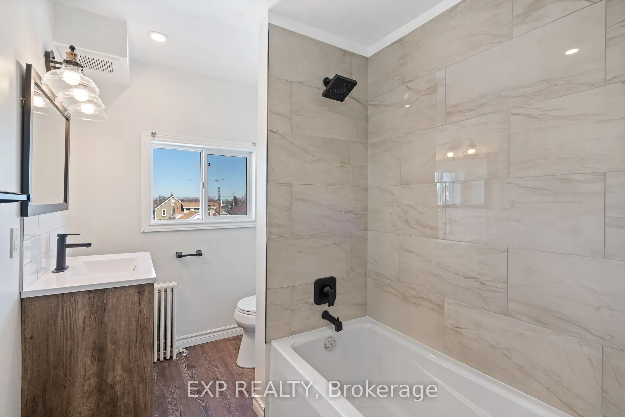 44 Metcalfe Street, #4
