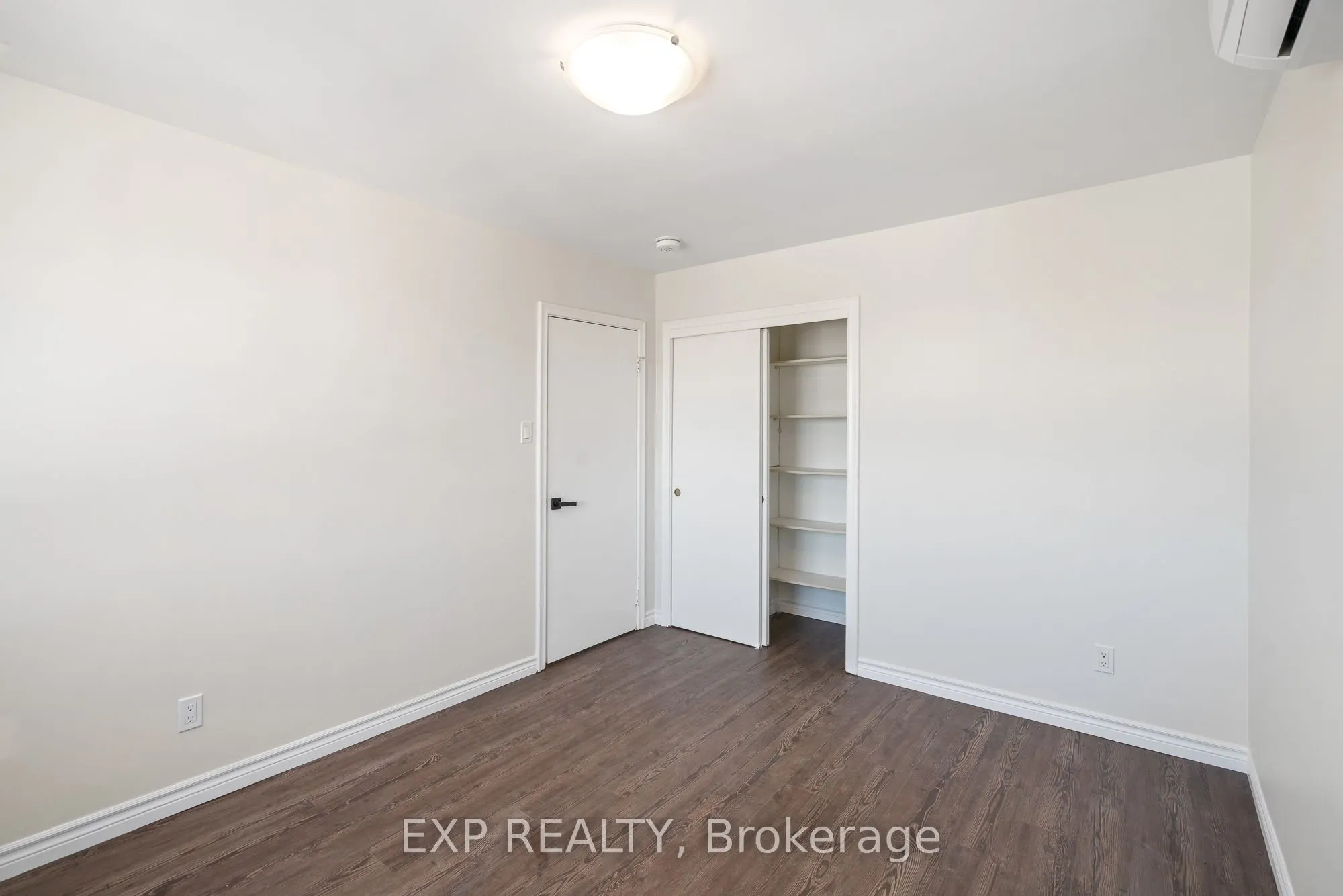 44 Metcalfe Street, #4