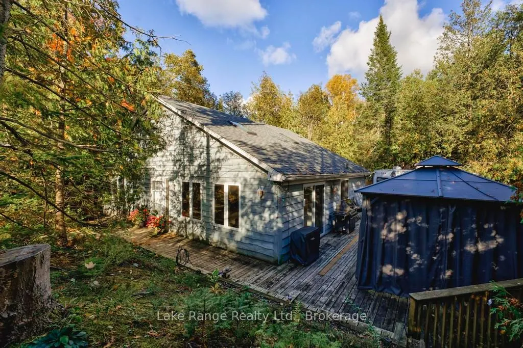 910 Victoria Road